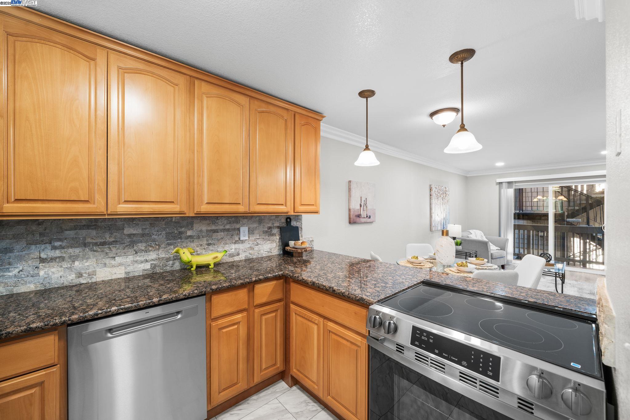 3841 Vineyard Ave. # B Unit: 18 / B