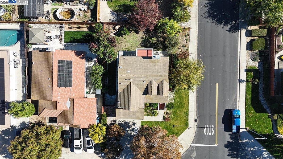 3944 Oak Grove Drive