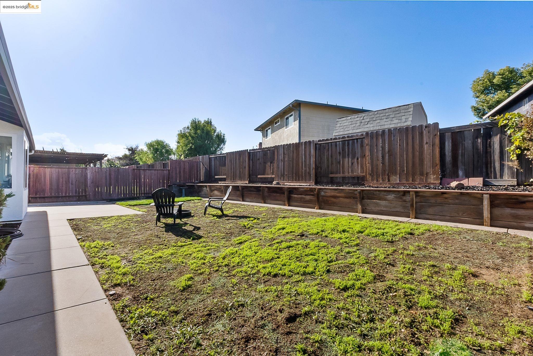 4911 Burgundy Dr