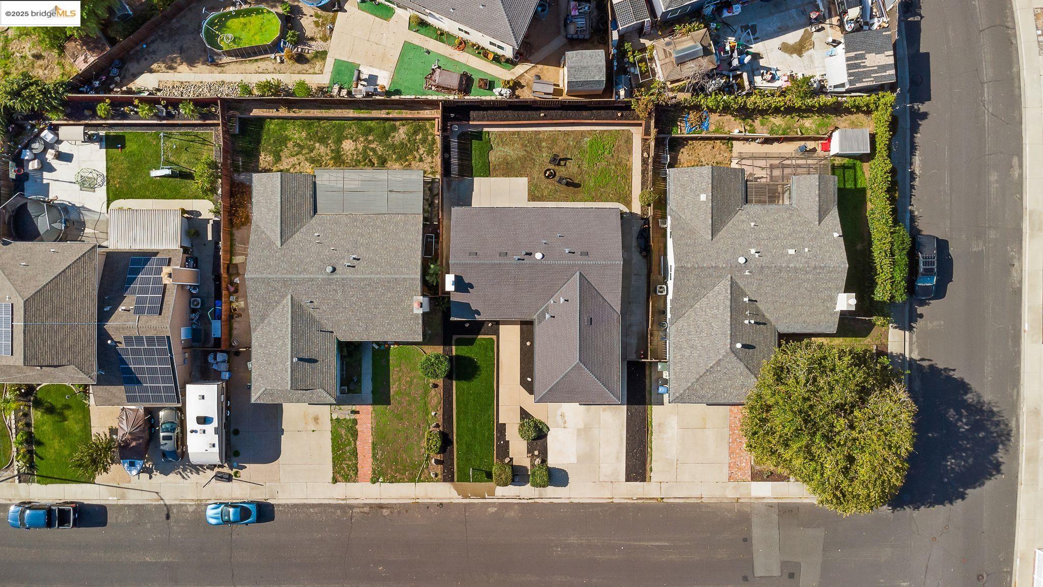 4911 Burgundy Dr