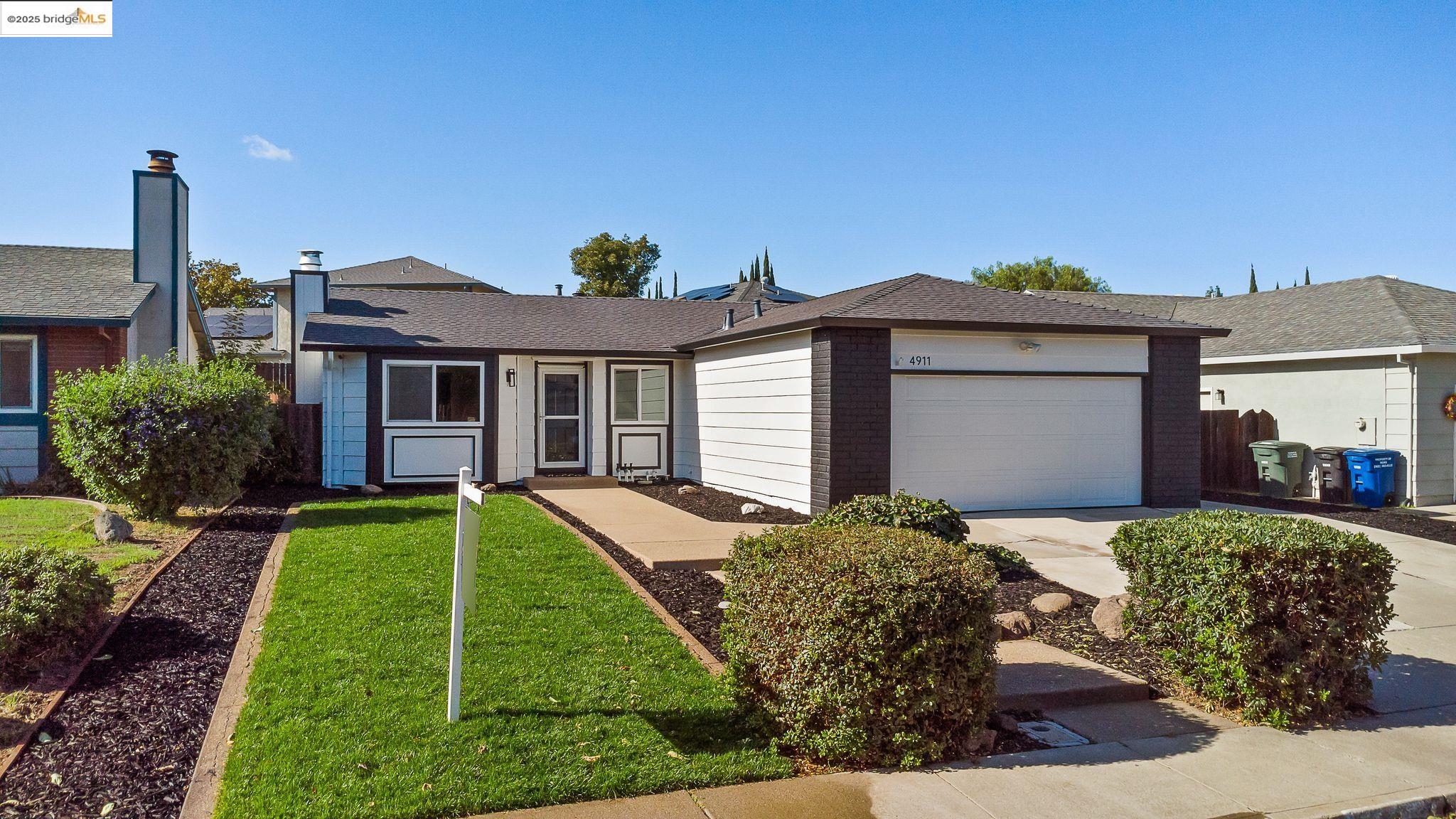 4911 Burgundy Dr