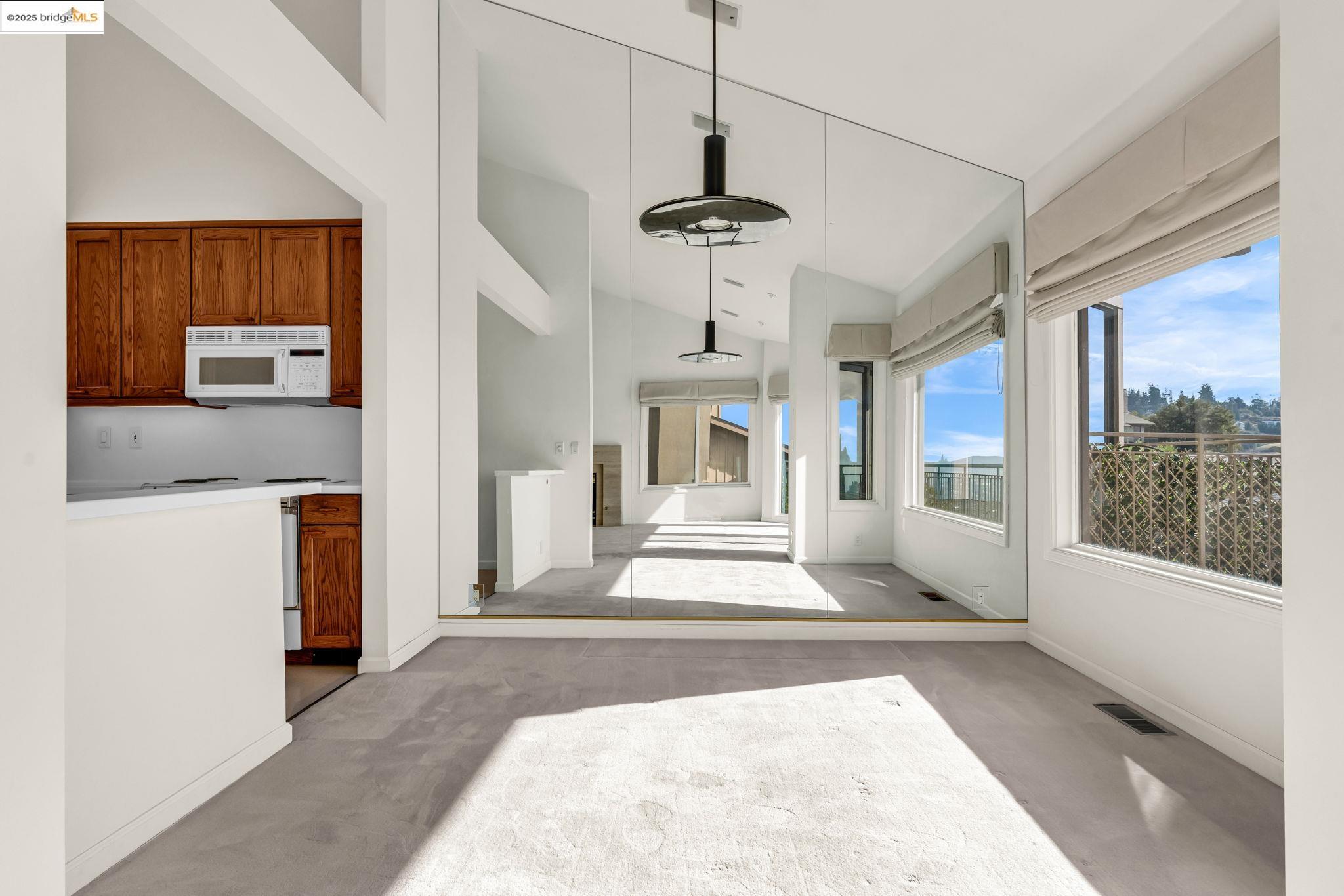 39 Starview Dr