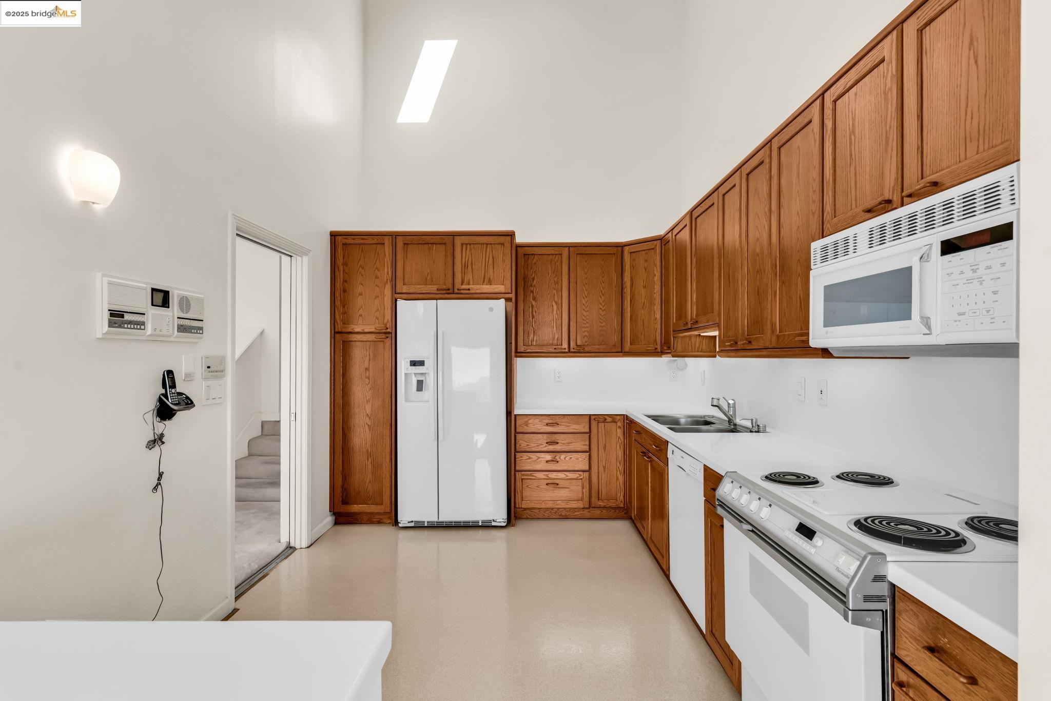 39 Starview Dr