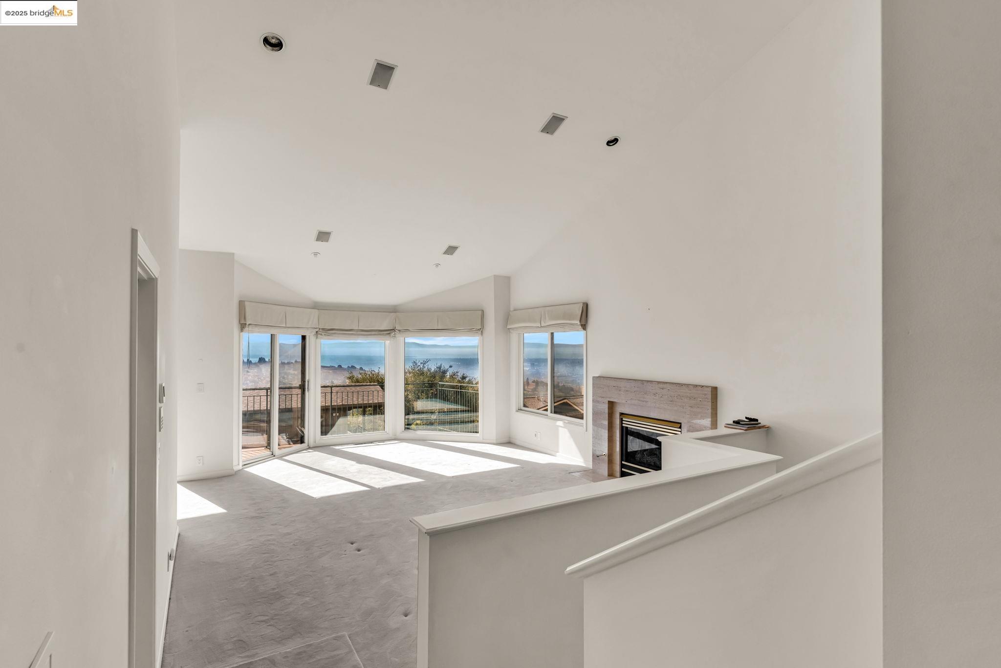 39 Starview Dr