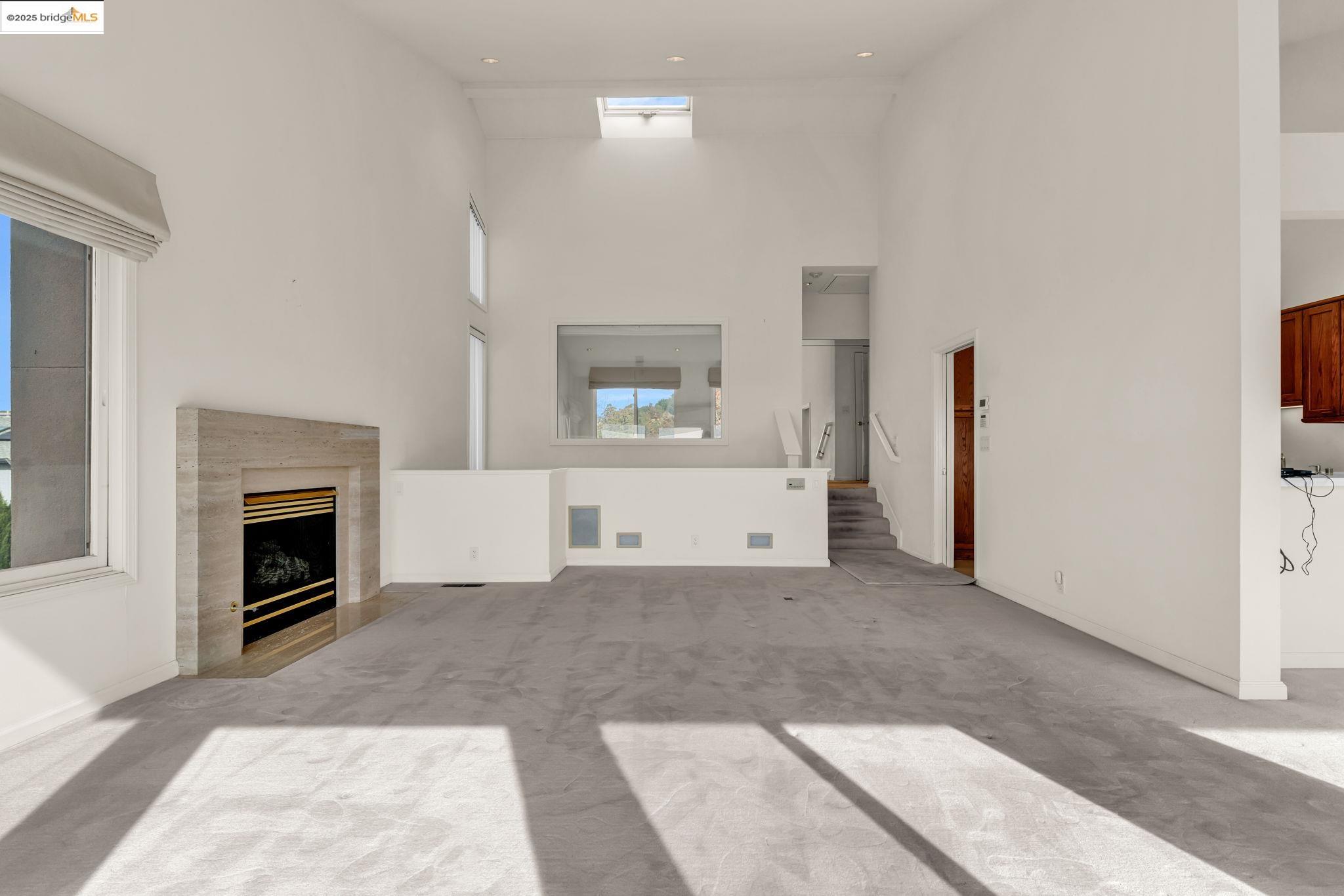 39 Starview Dr