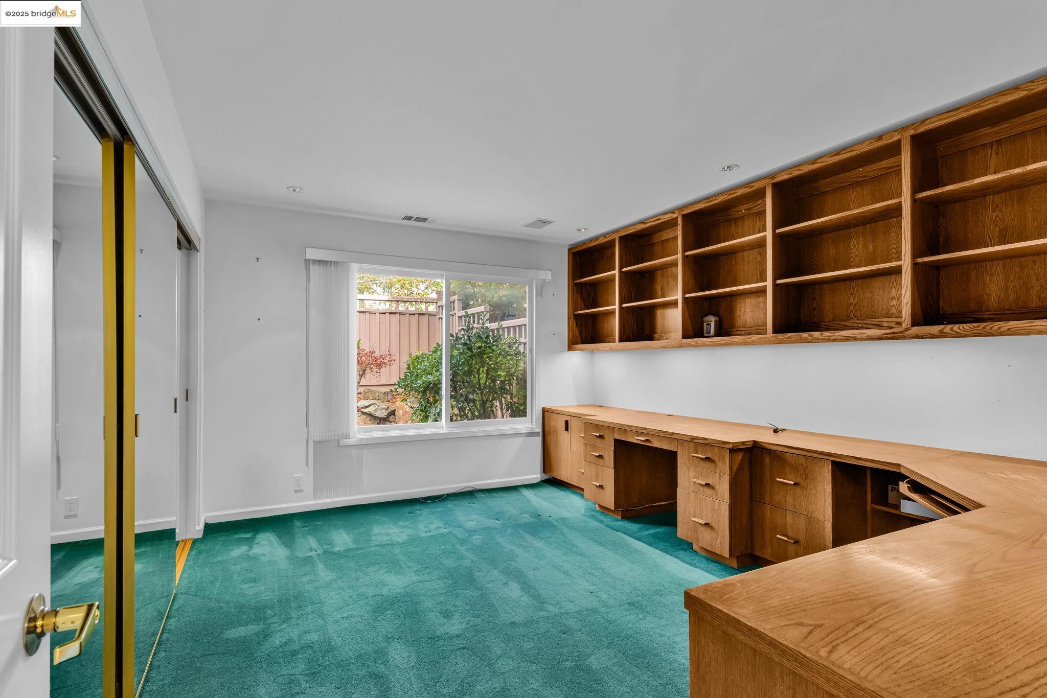 39 Starview Dr
