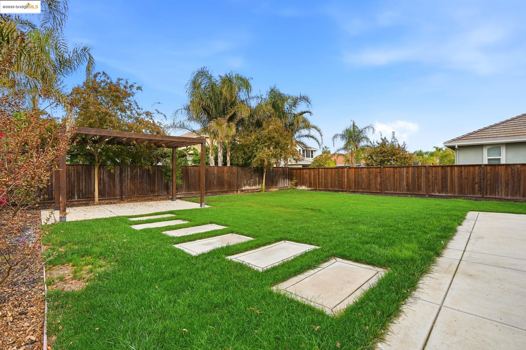 8047 Westport Cir