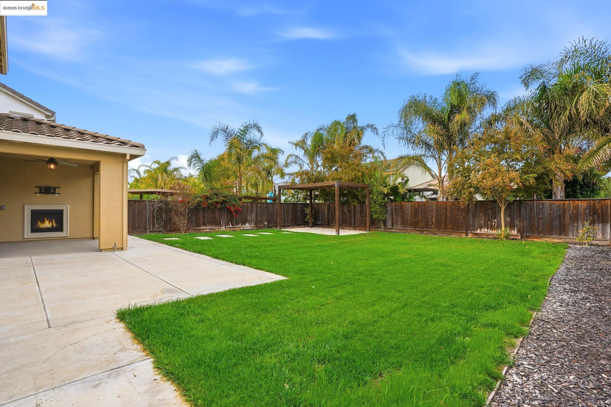 8047 Westport Cir