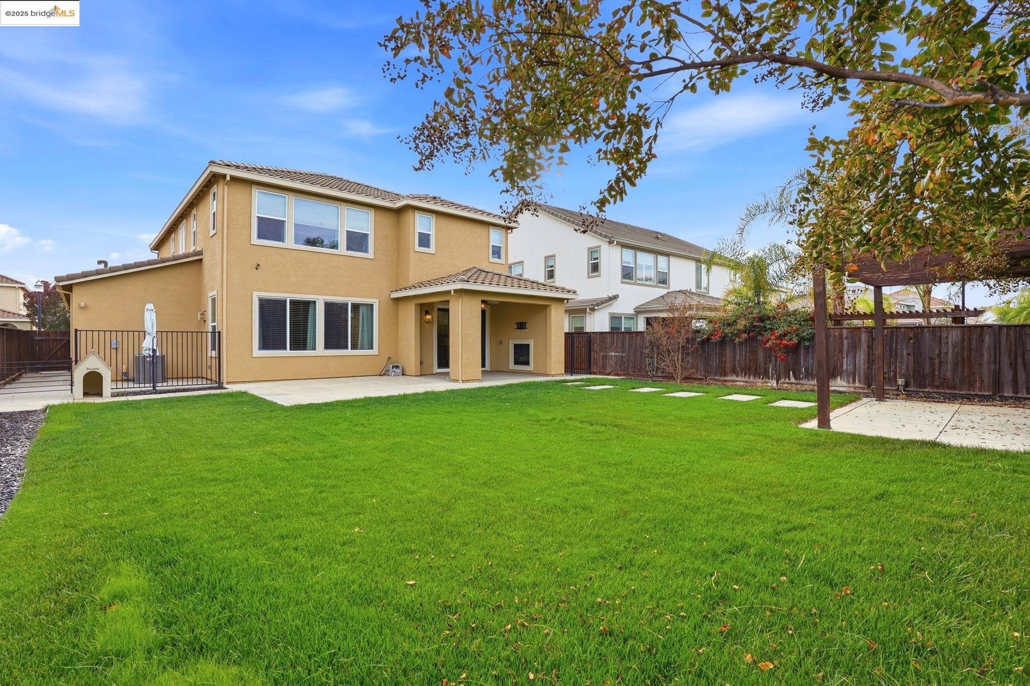 8047 Westport Cir