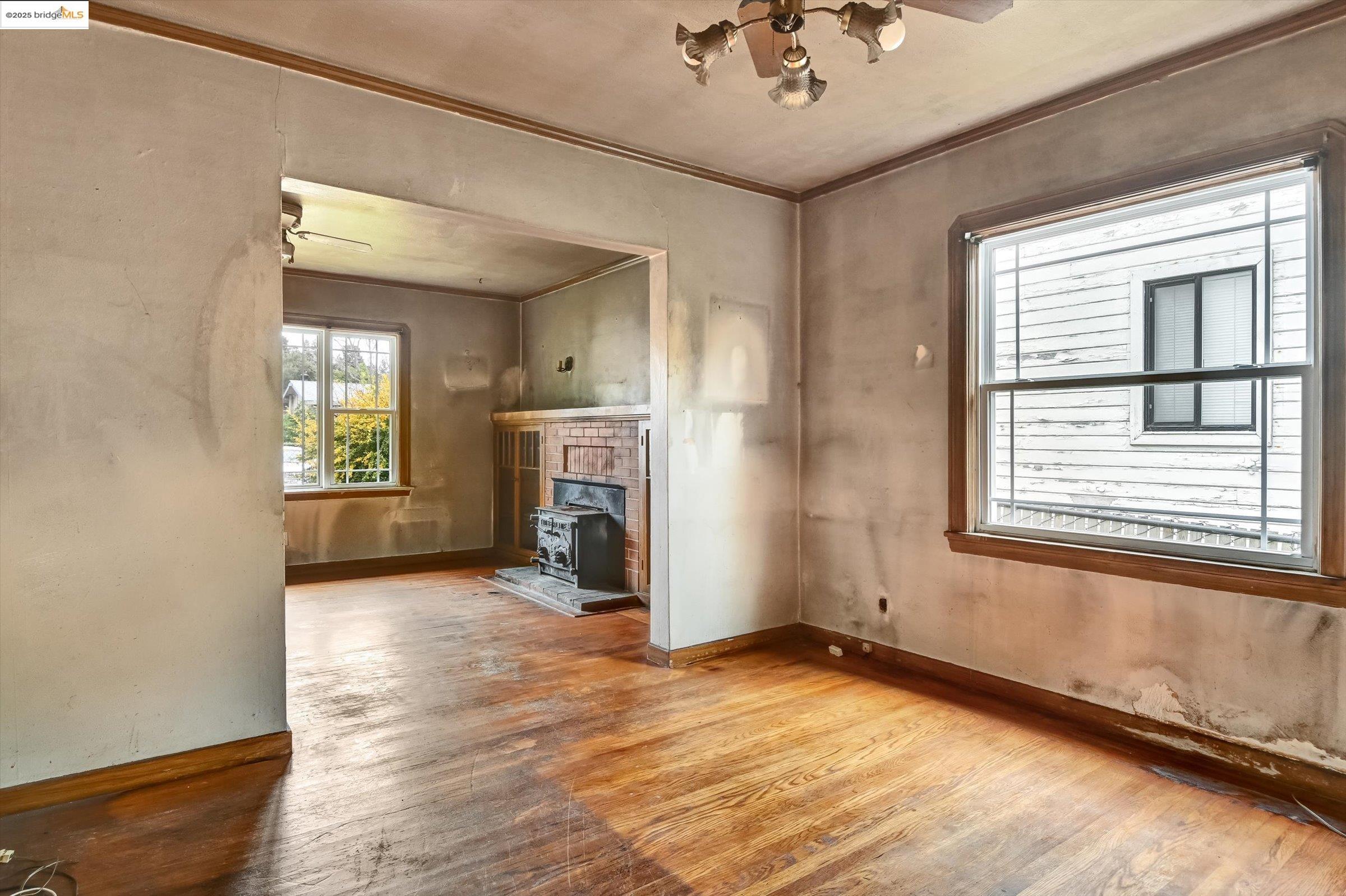 4017 Altamont Ave