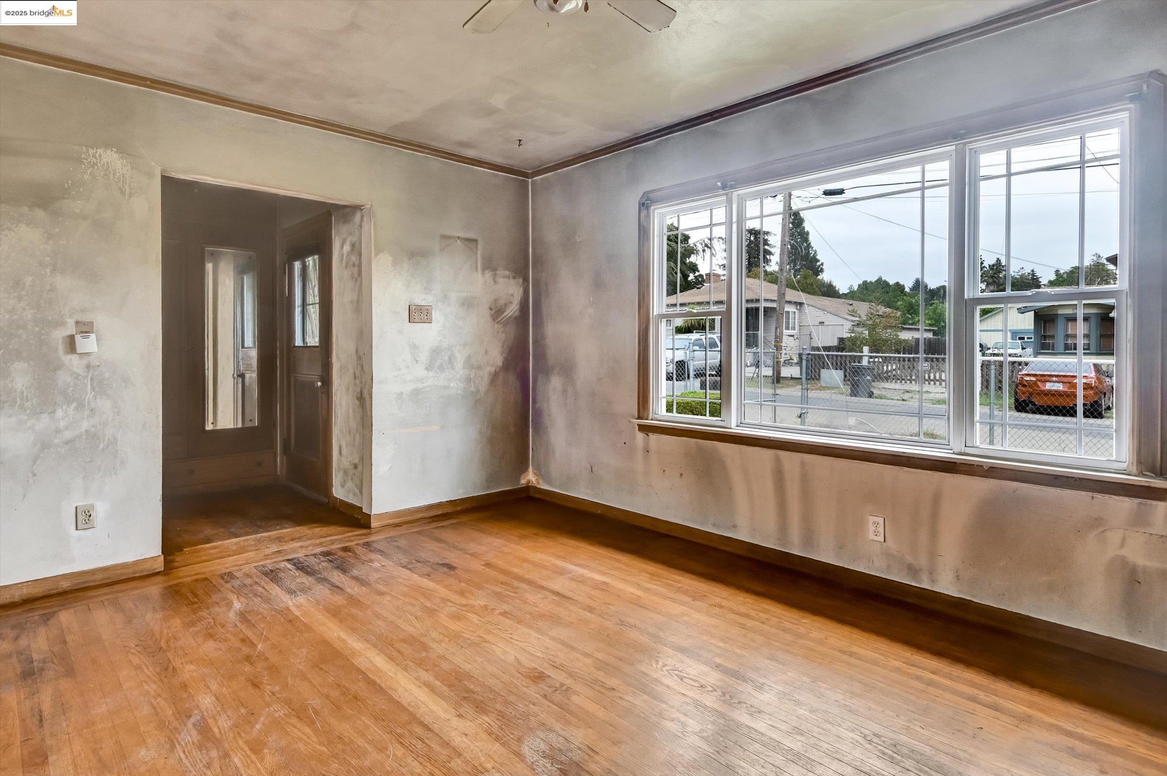 4017 Altamont Ave