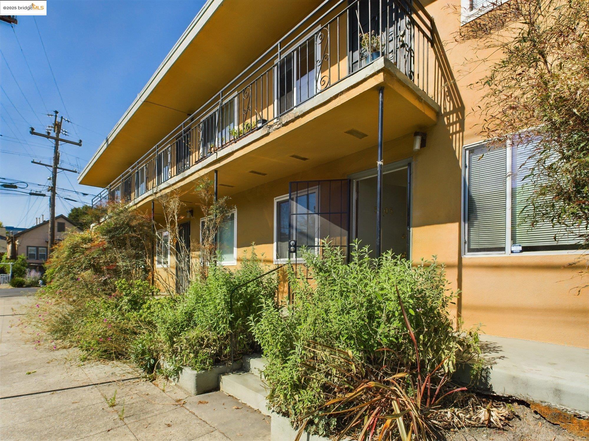 3811 Opal St