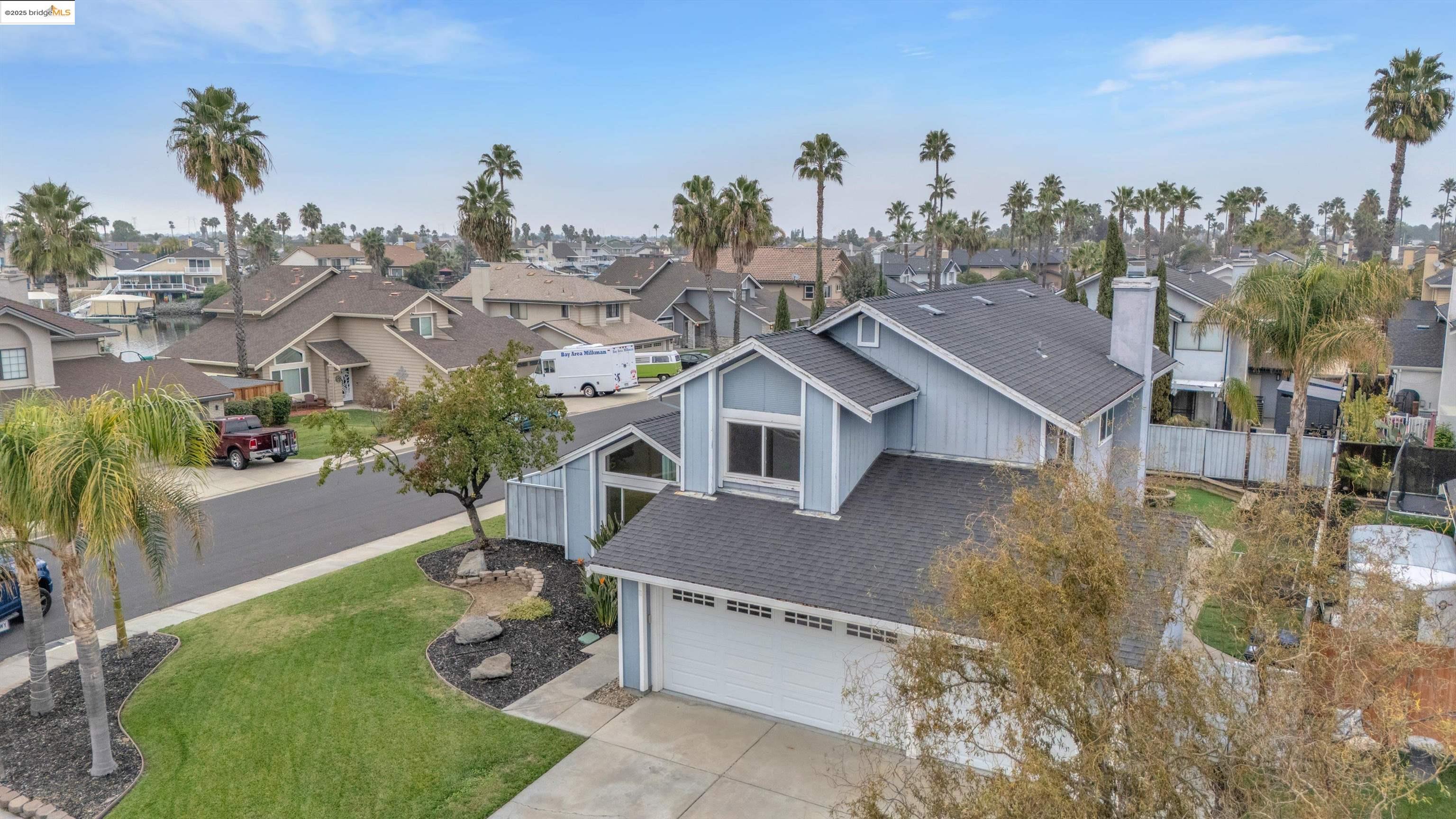 2271 Biscay Ct