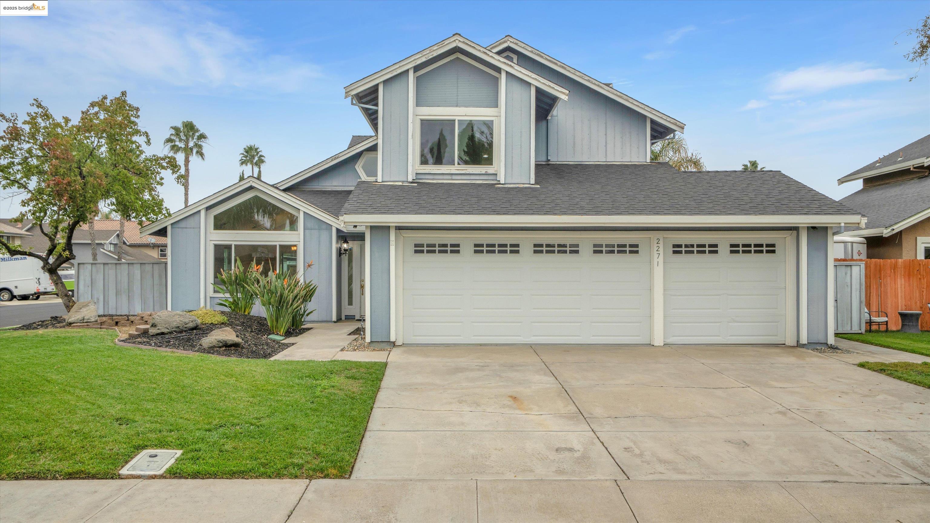 2271 Biscay Ct