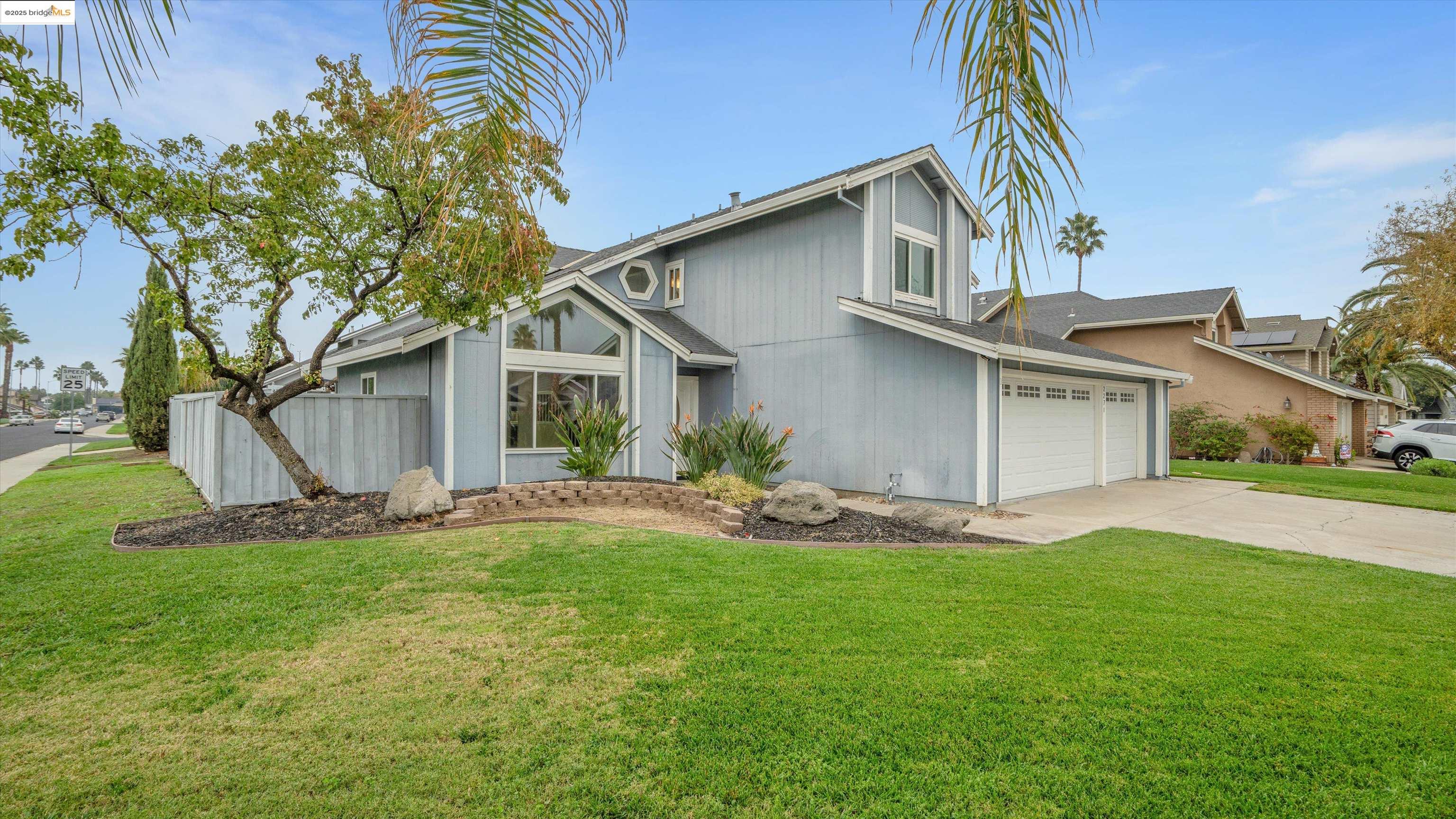 2271 Biscay Ct
