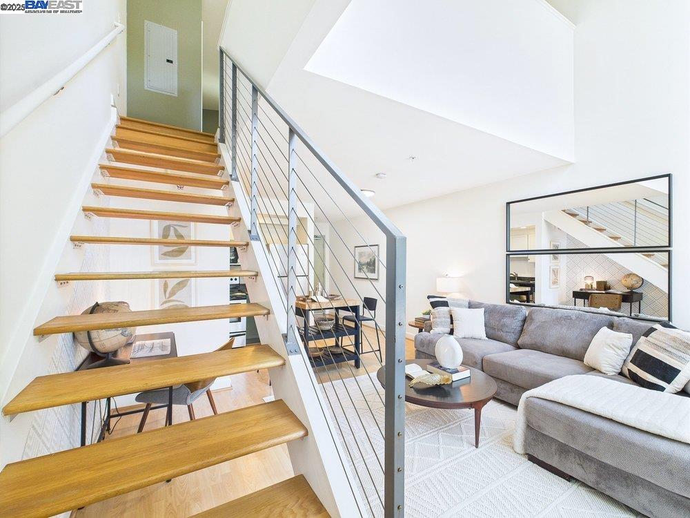 485 W Macarthur Blvd # 201