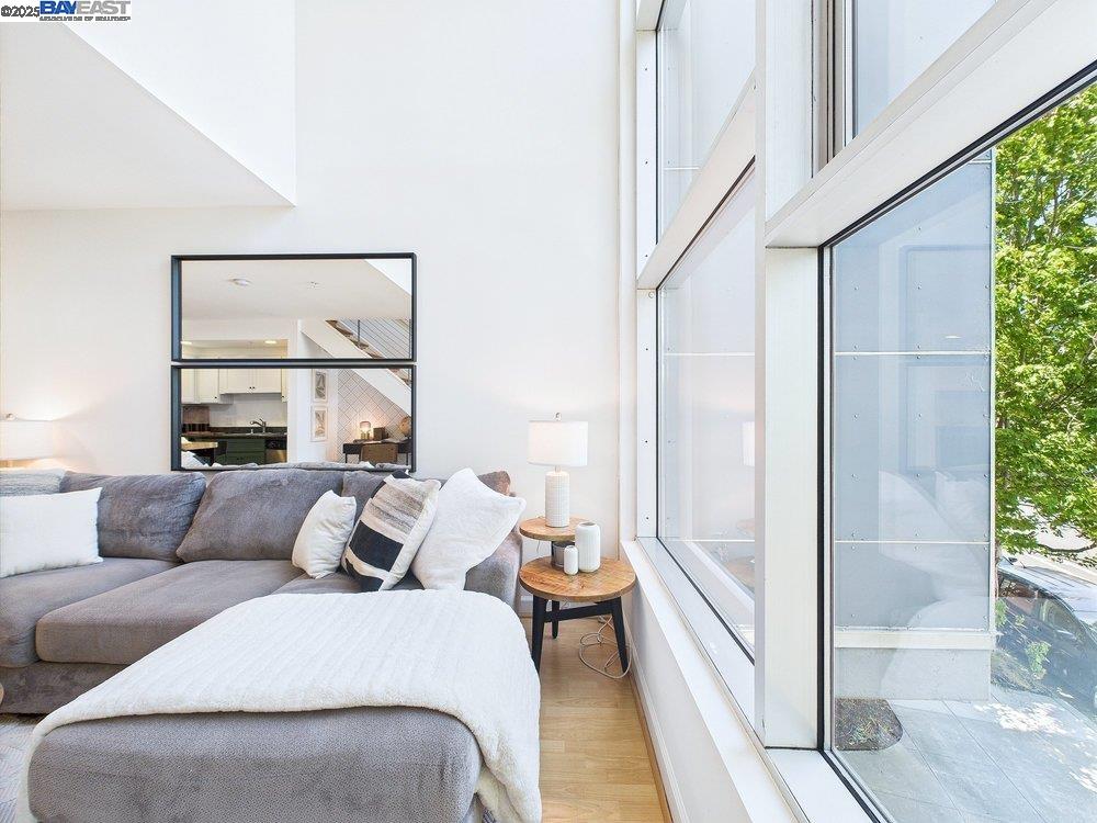 485 W Macarthur Blvd # 201