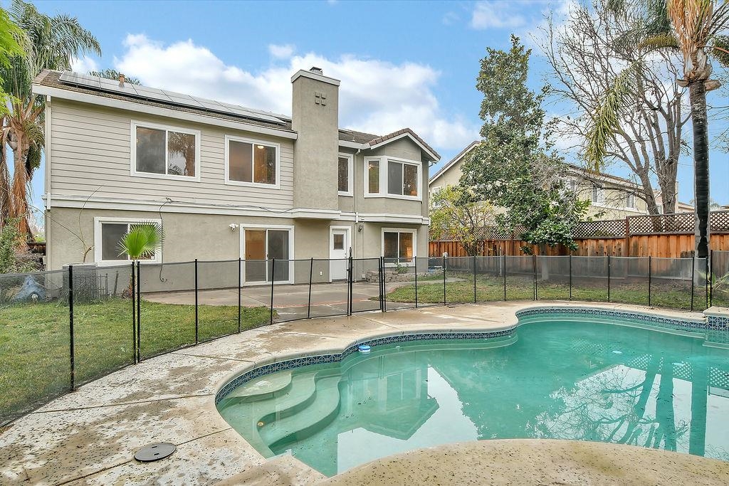 1100 Alder Creek Way