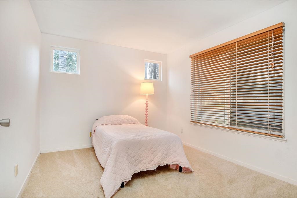 1100 Alder Creek Way