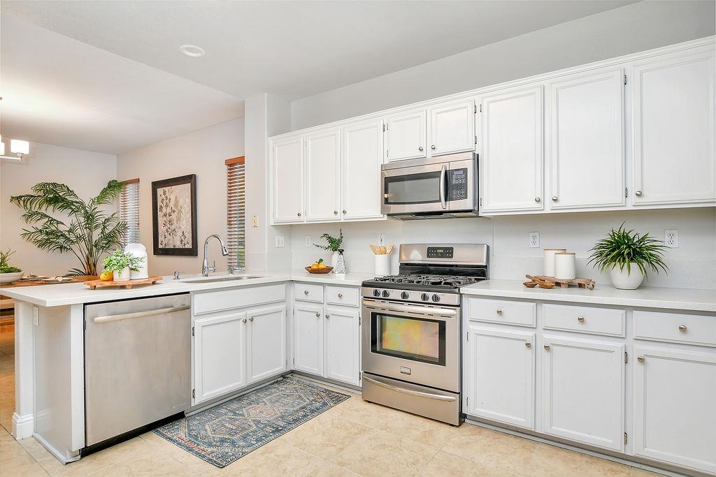 1100 Alder Creek Way