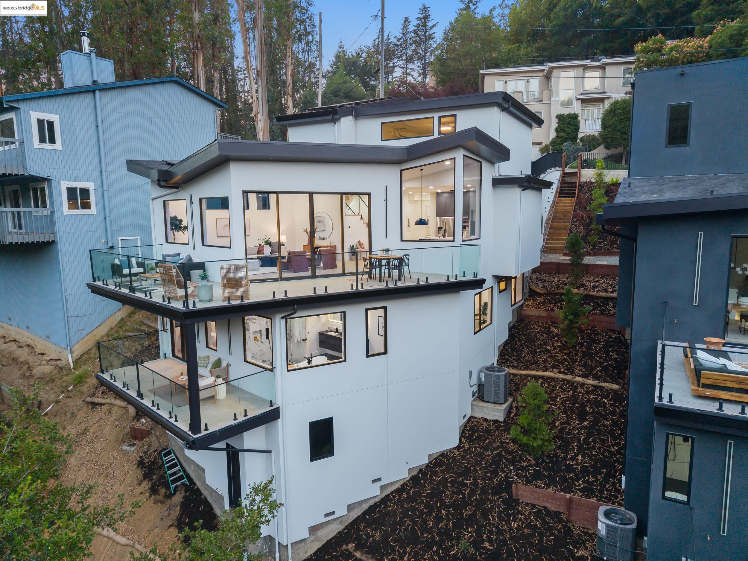 7260 Woodrow Drive