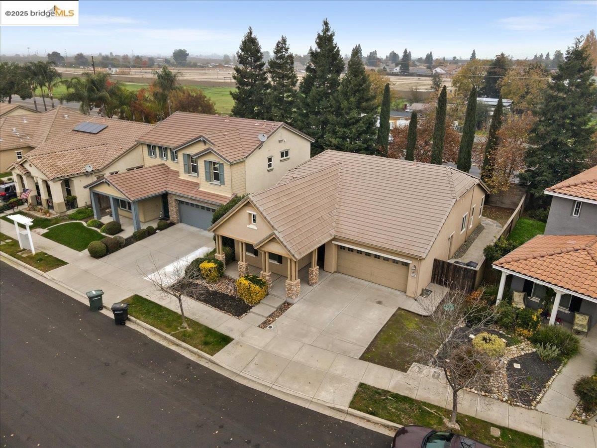 2324 Mendocino Dr