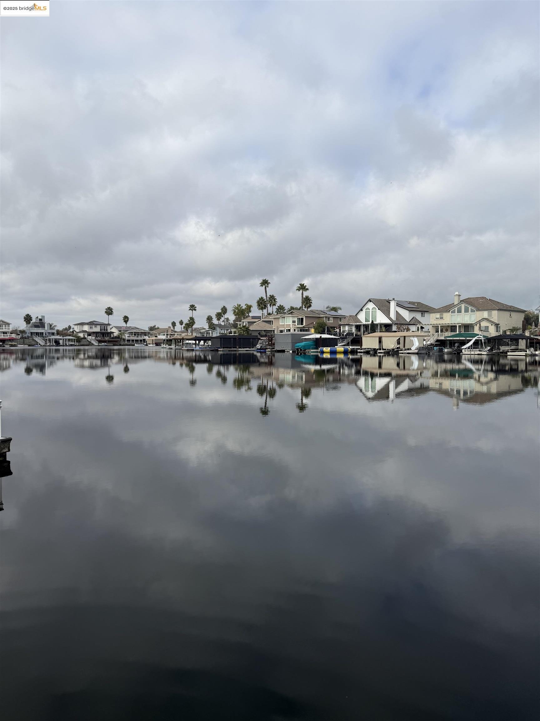 5681 Starboard Dr
