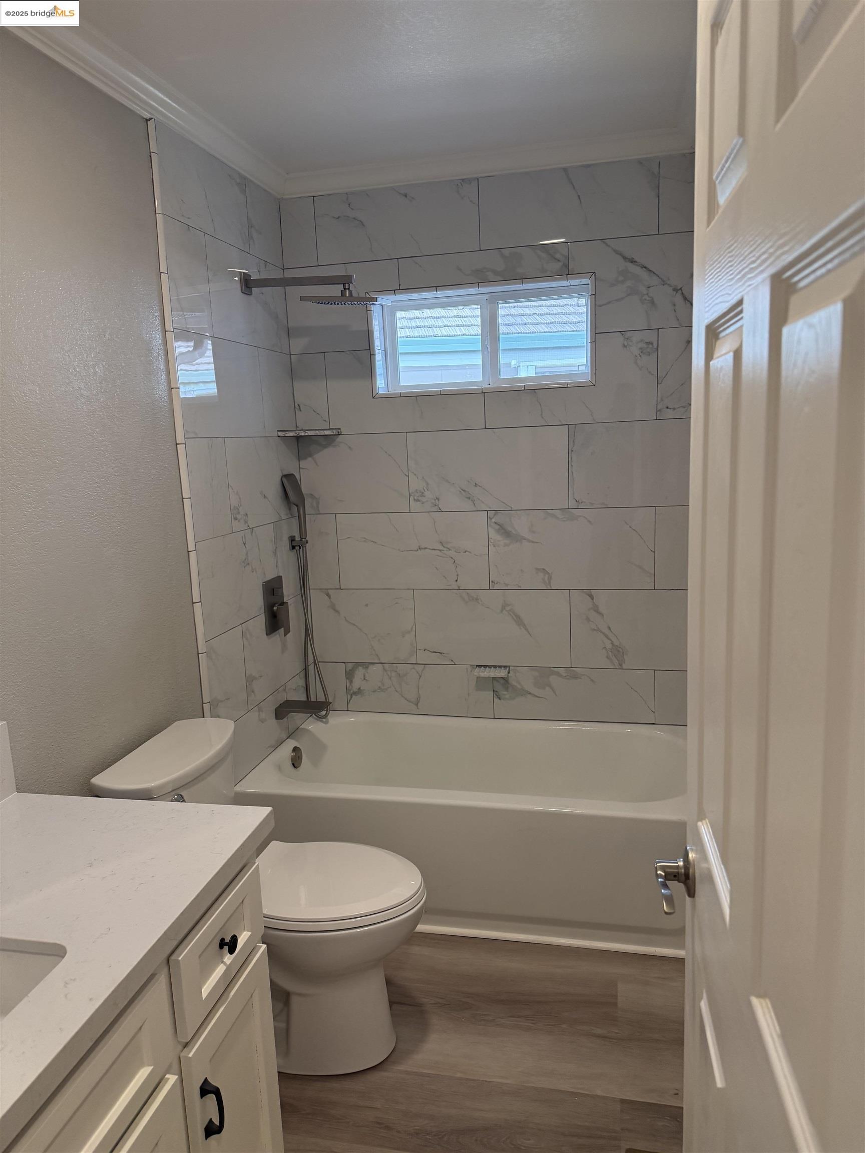 5681 Starboard Dr