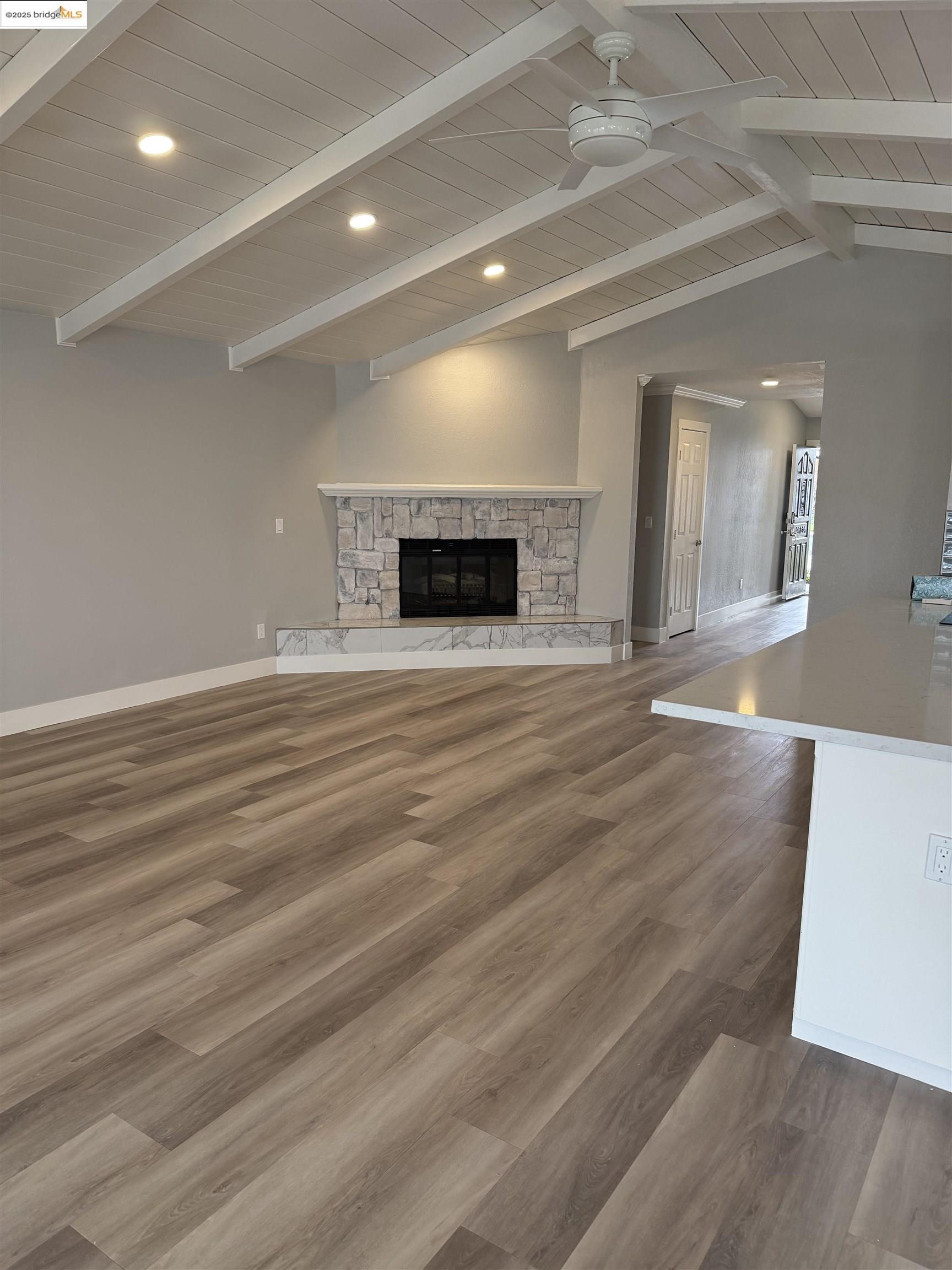 5681 Starboard Dr
