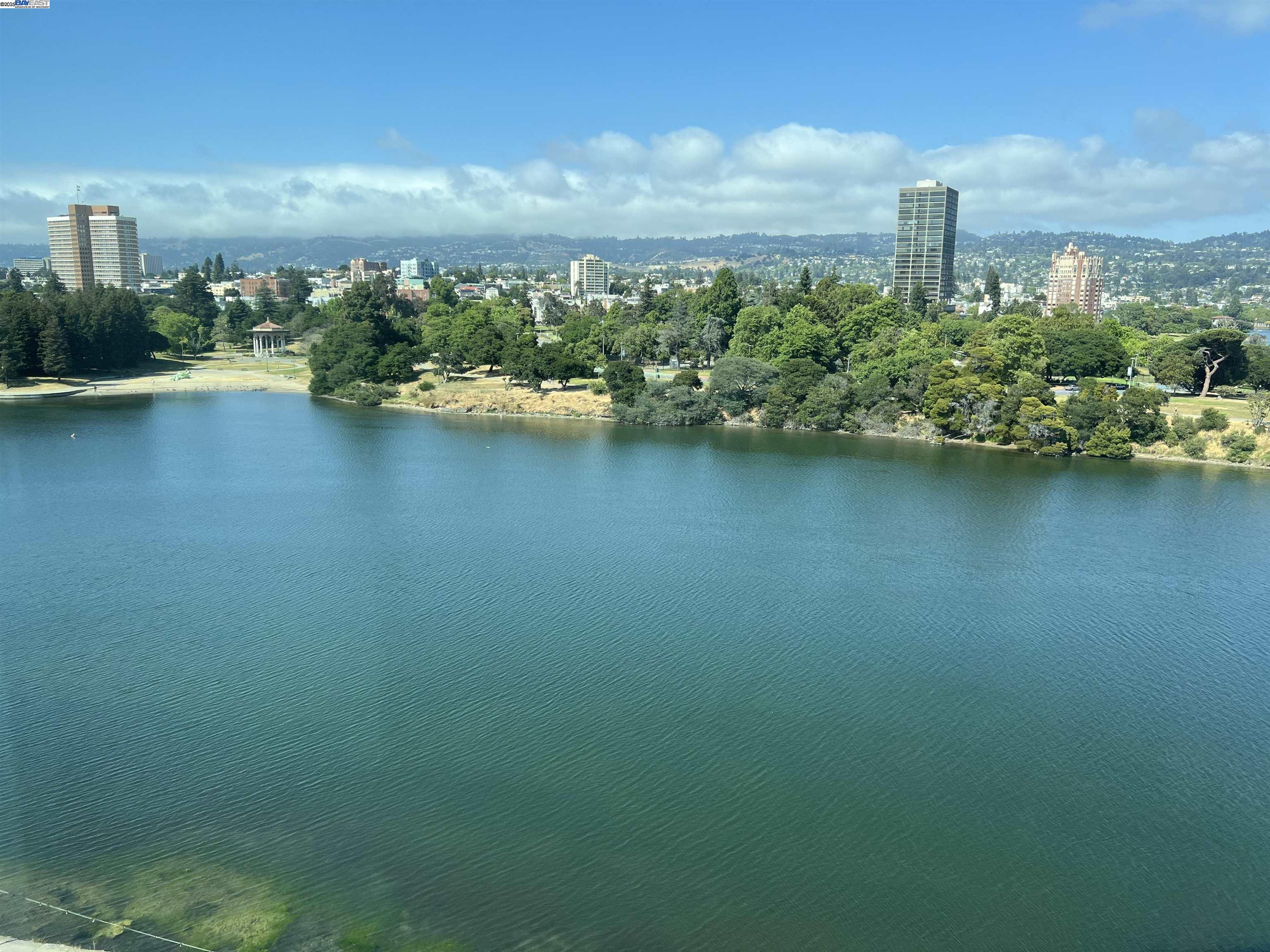 1 Lakeside Dr # 821