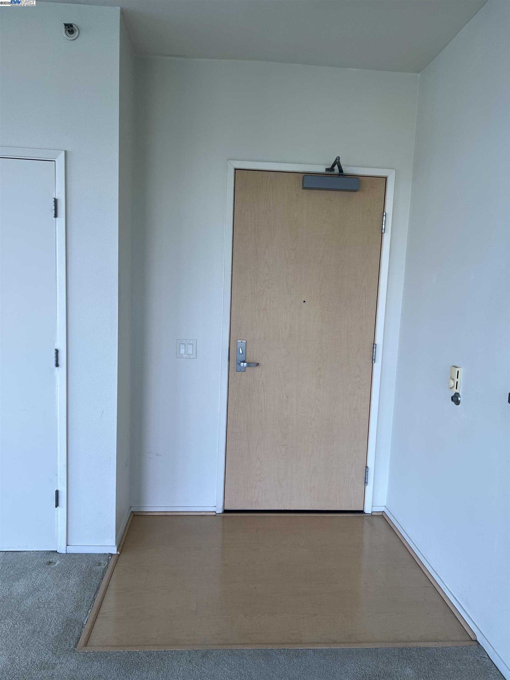 1 Lakeside Dr # 821