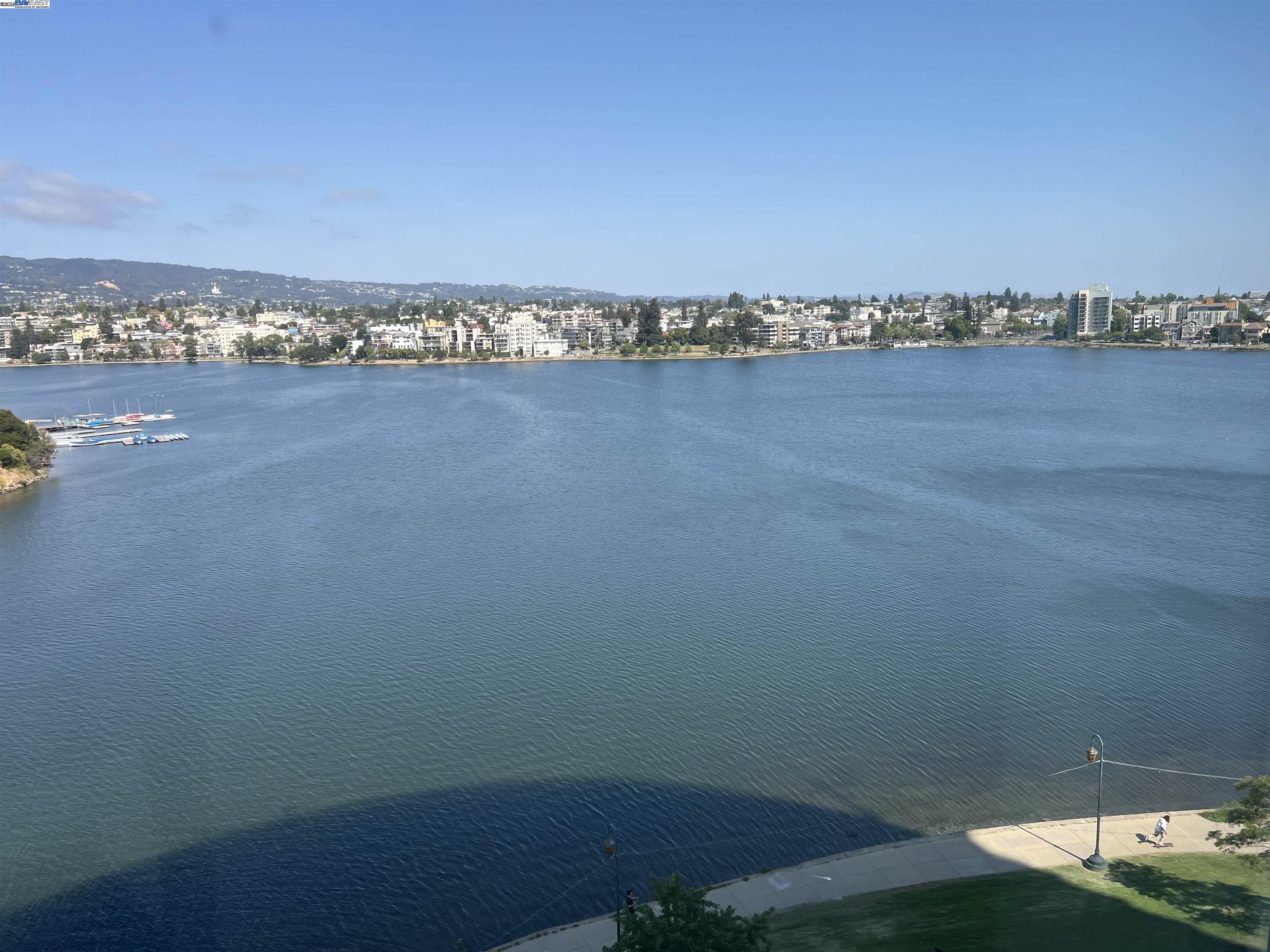 1 Lakeside Dr # 821