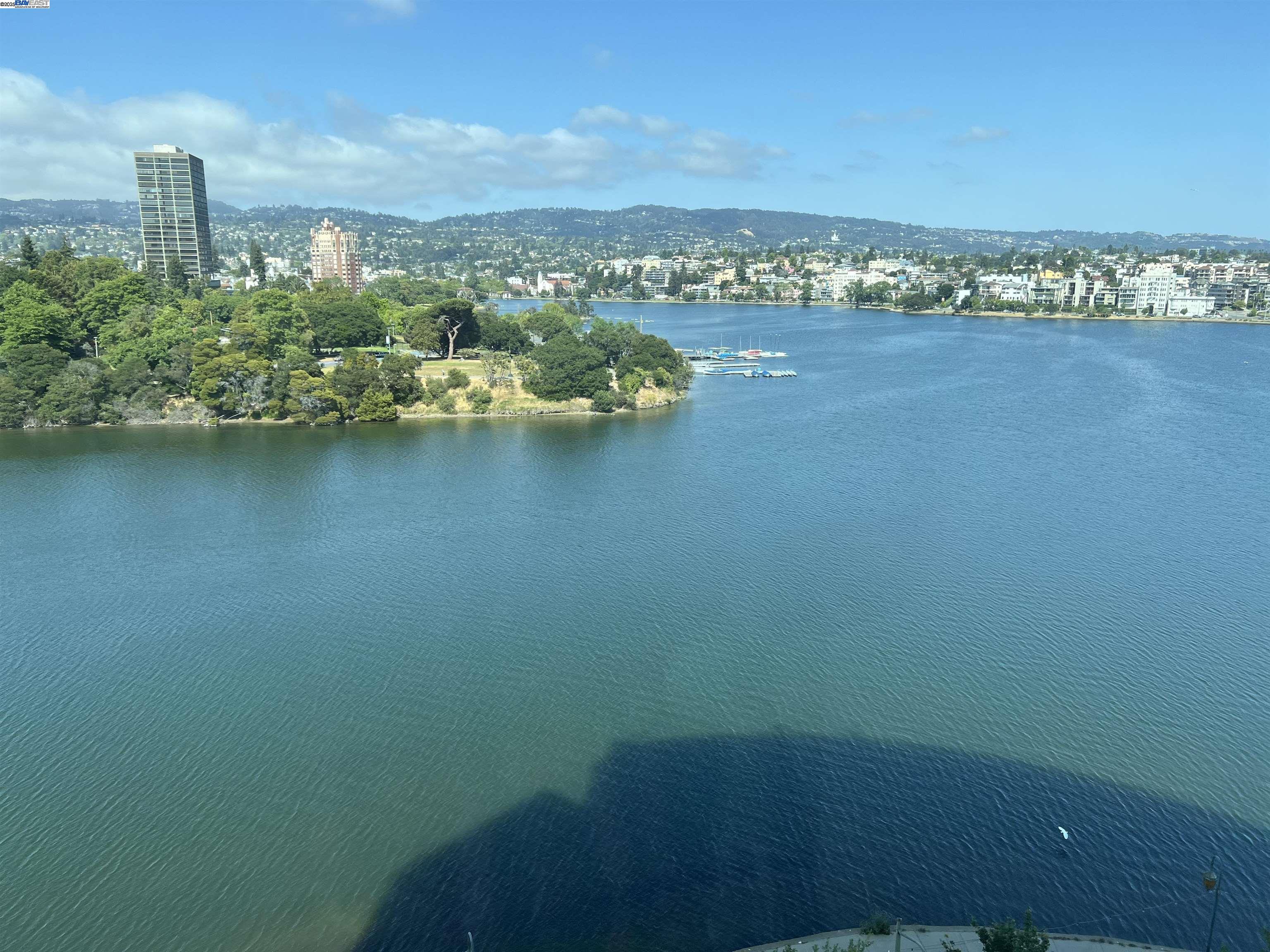 1 Lakeside Dr # 821