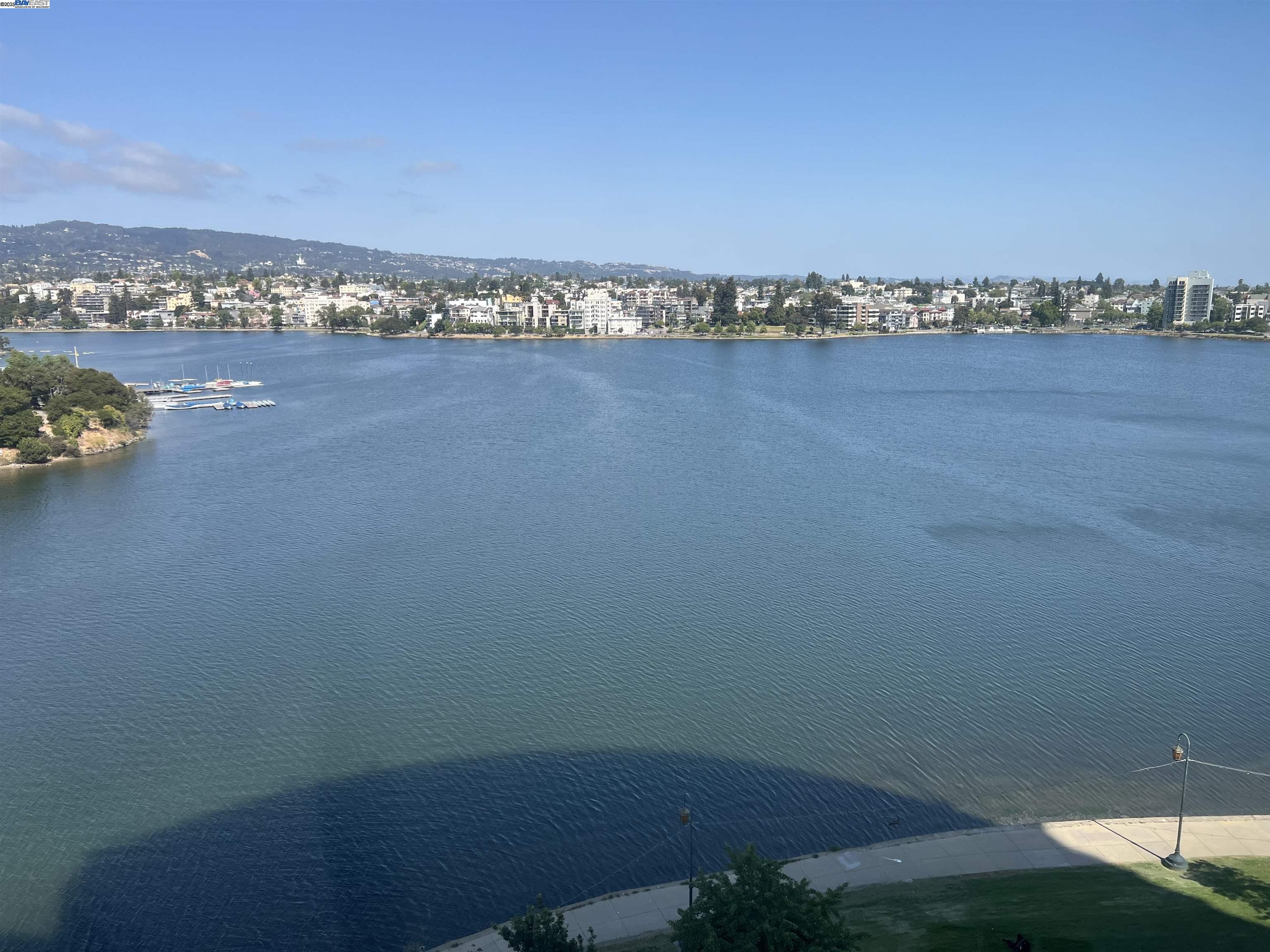 1 Lakeside Dr # 821
