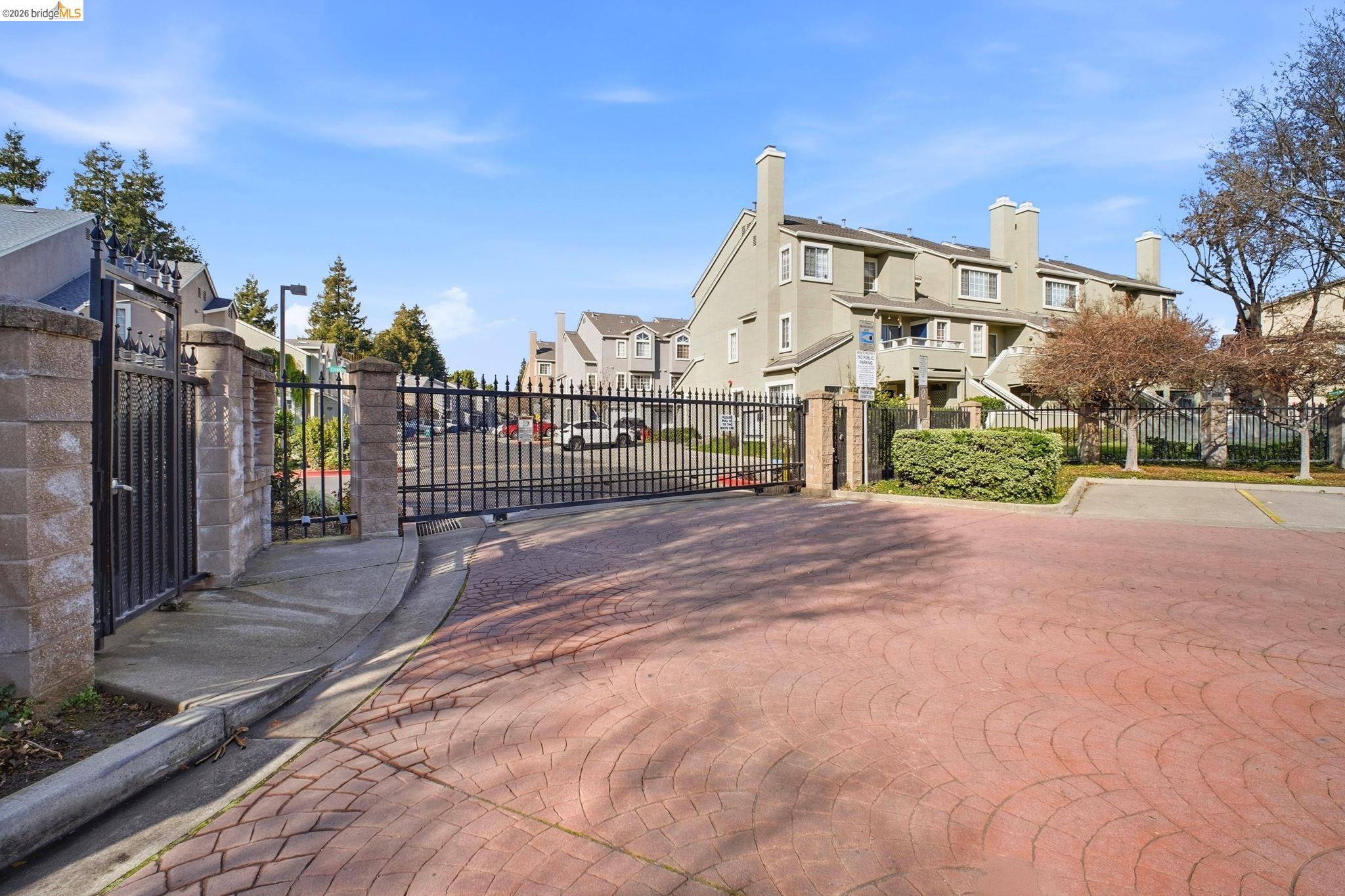 58 Trestle Dr