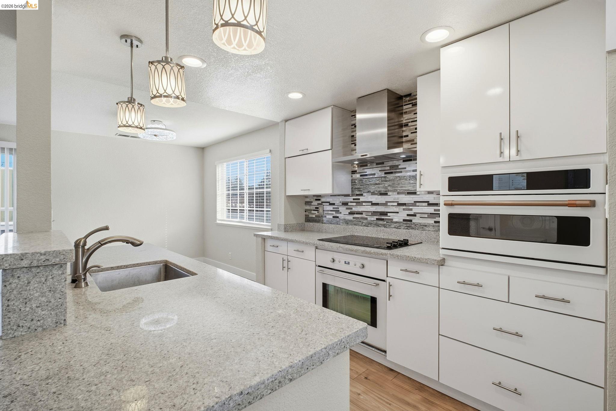 58 Trestle Dr
