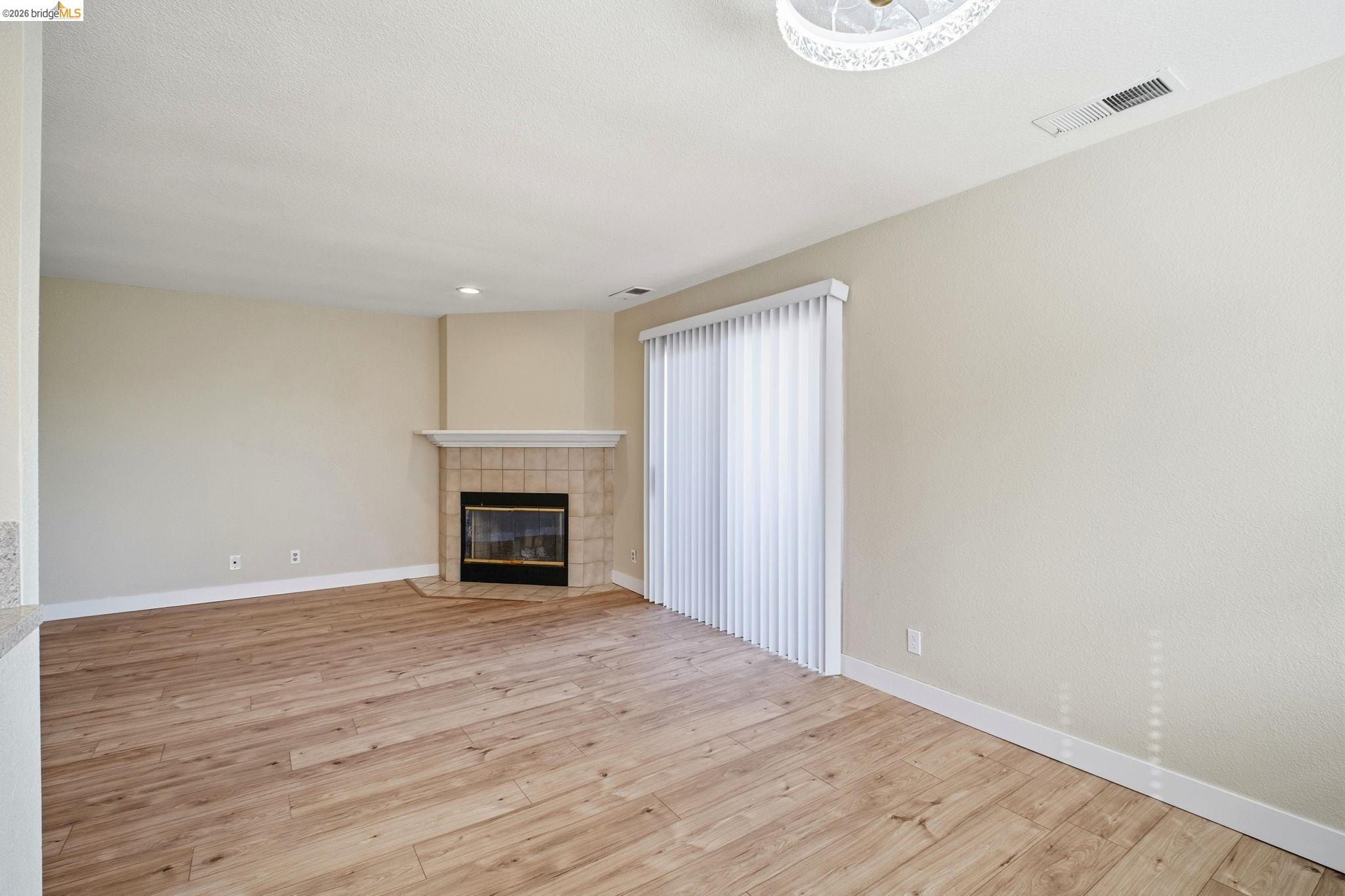 58 Trestle Dr
