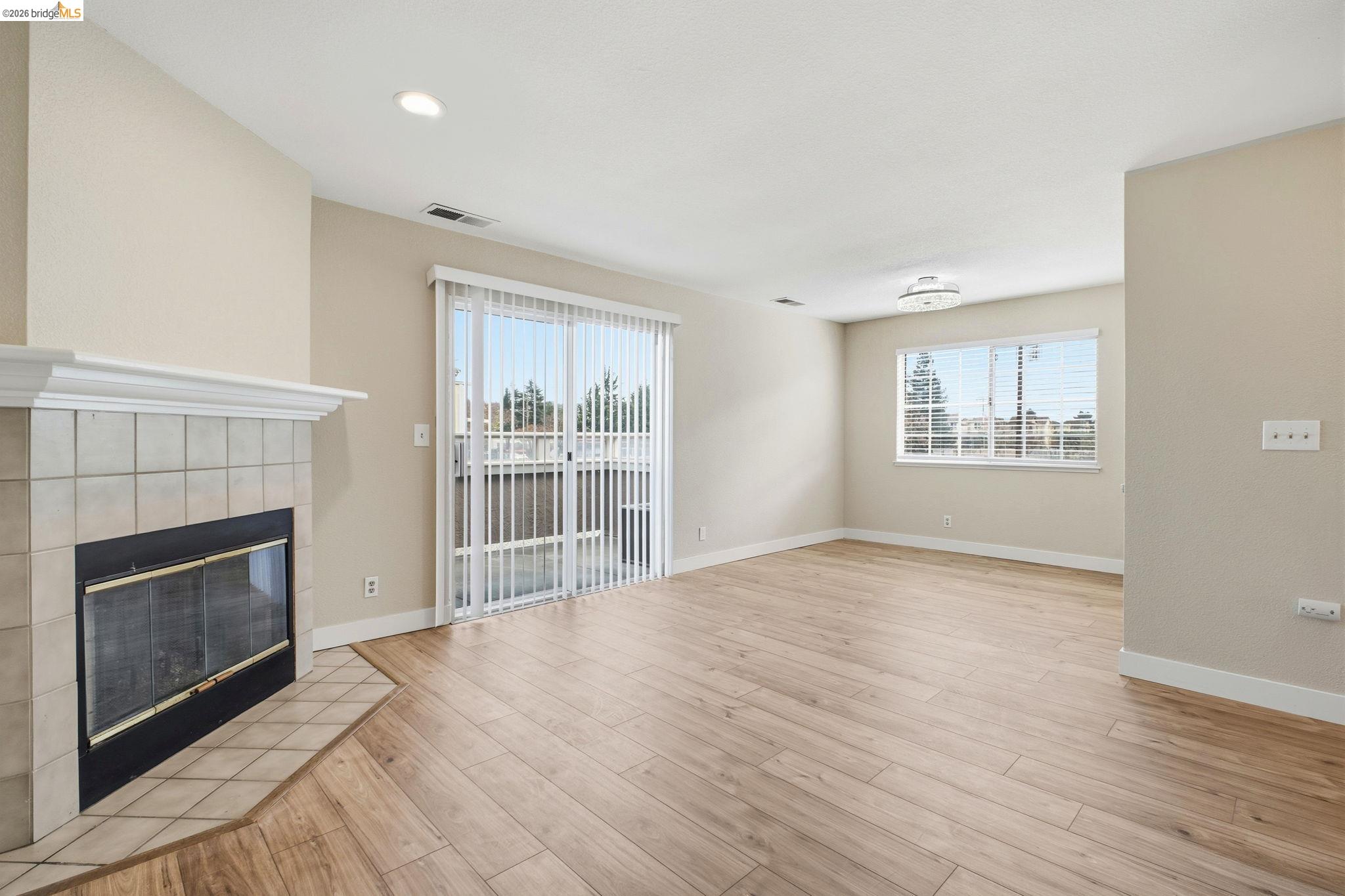 58 Trestle Dr