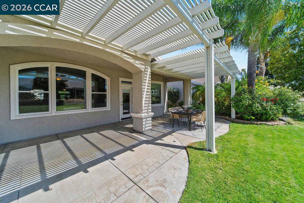 742 Richardson Dr