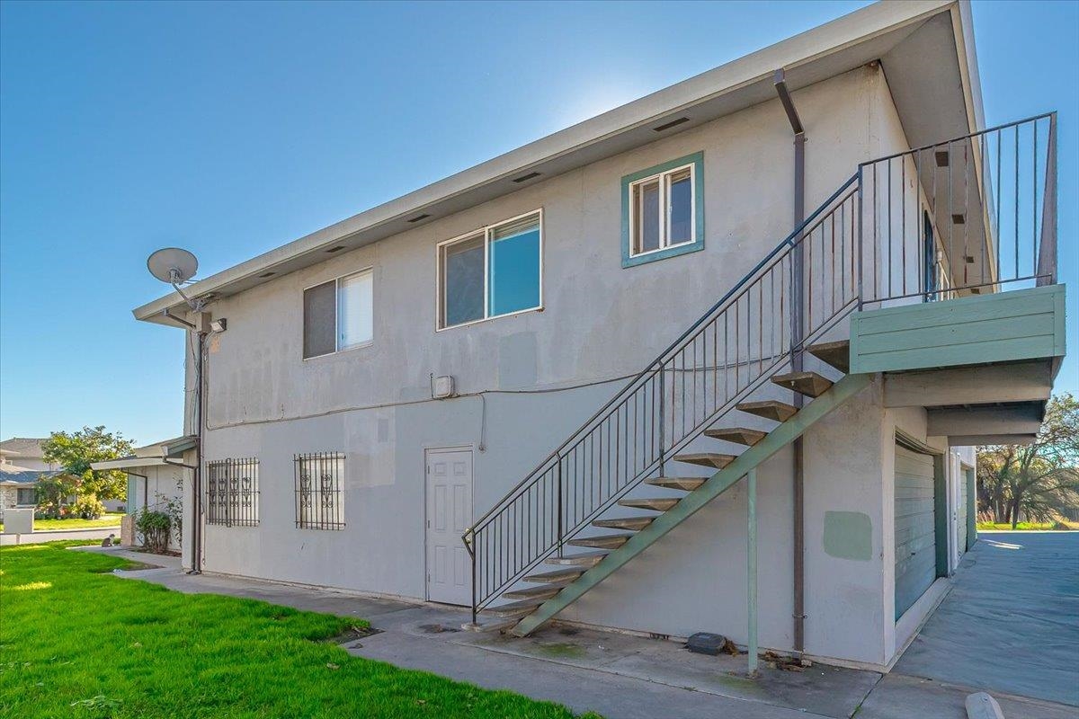 4459 La Cresta Way # 4