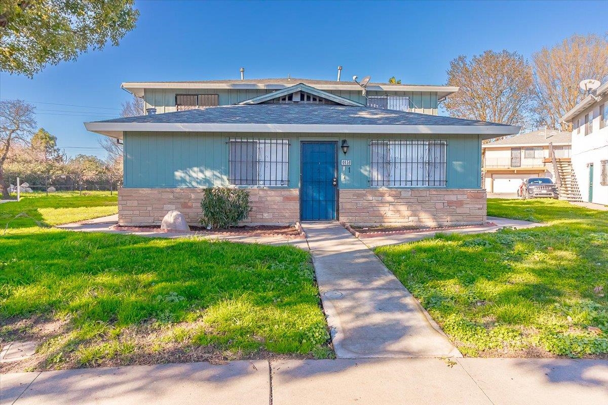 4459 La Cresta Way # 4