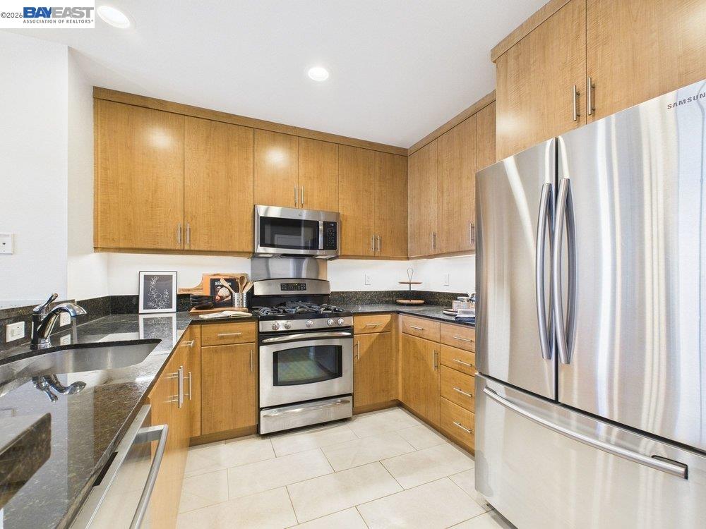288 3Rd St # 505