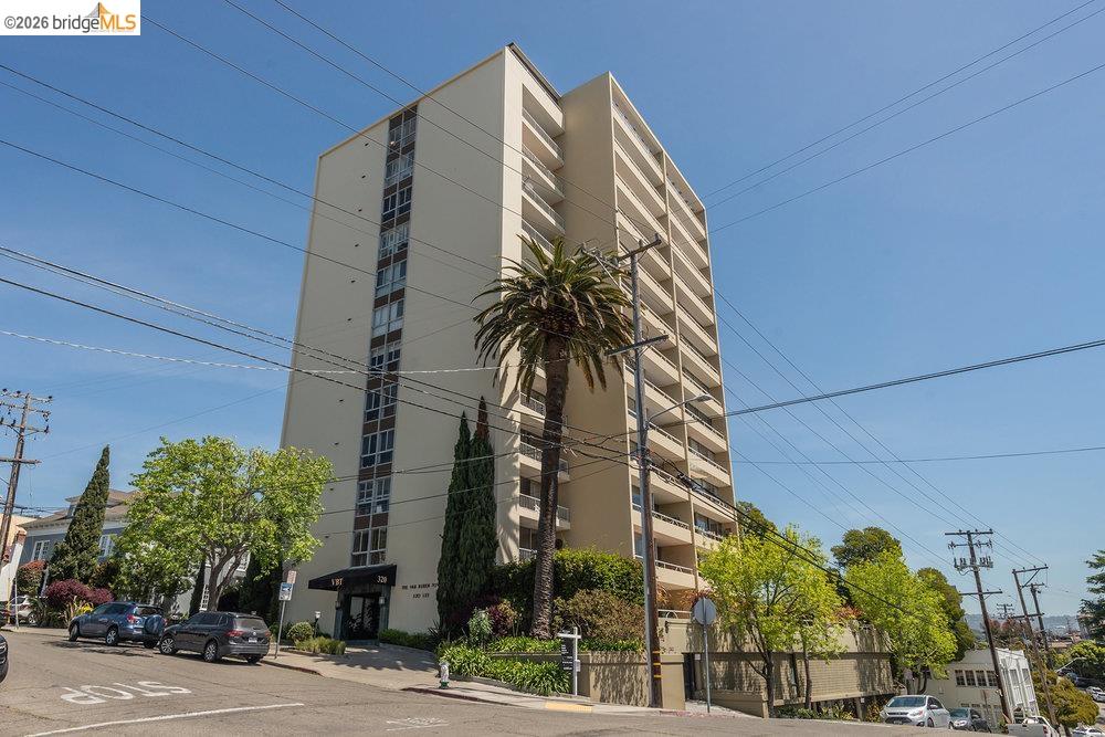 320 Lee St # 405