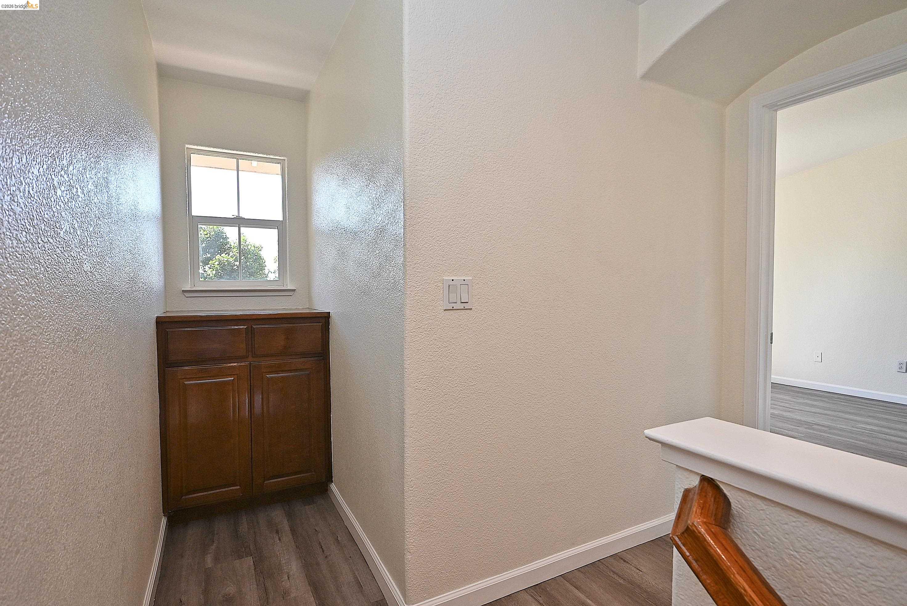 215 Santa Barbara St