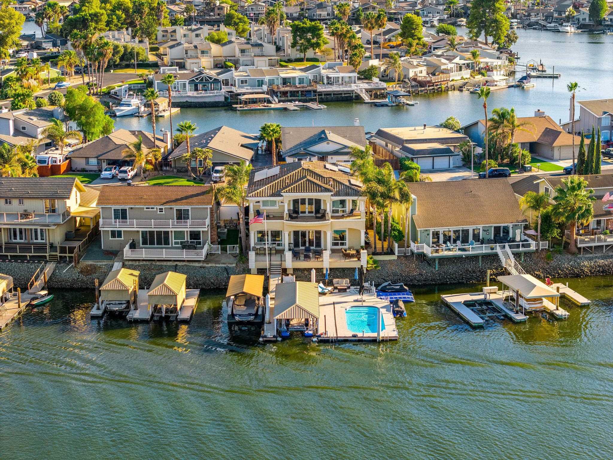 5055 Cabrillo Pt