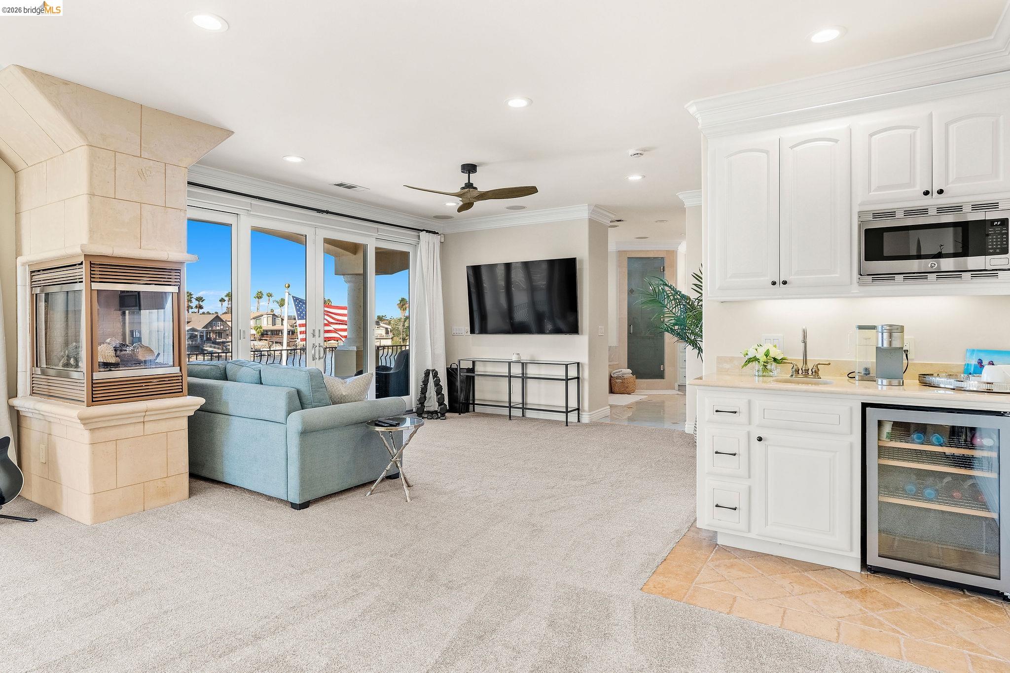 5055 Cabrillo Pt