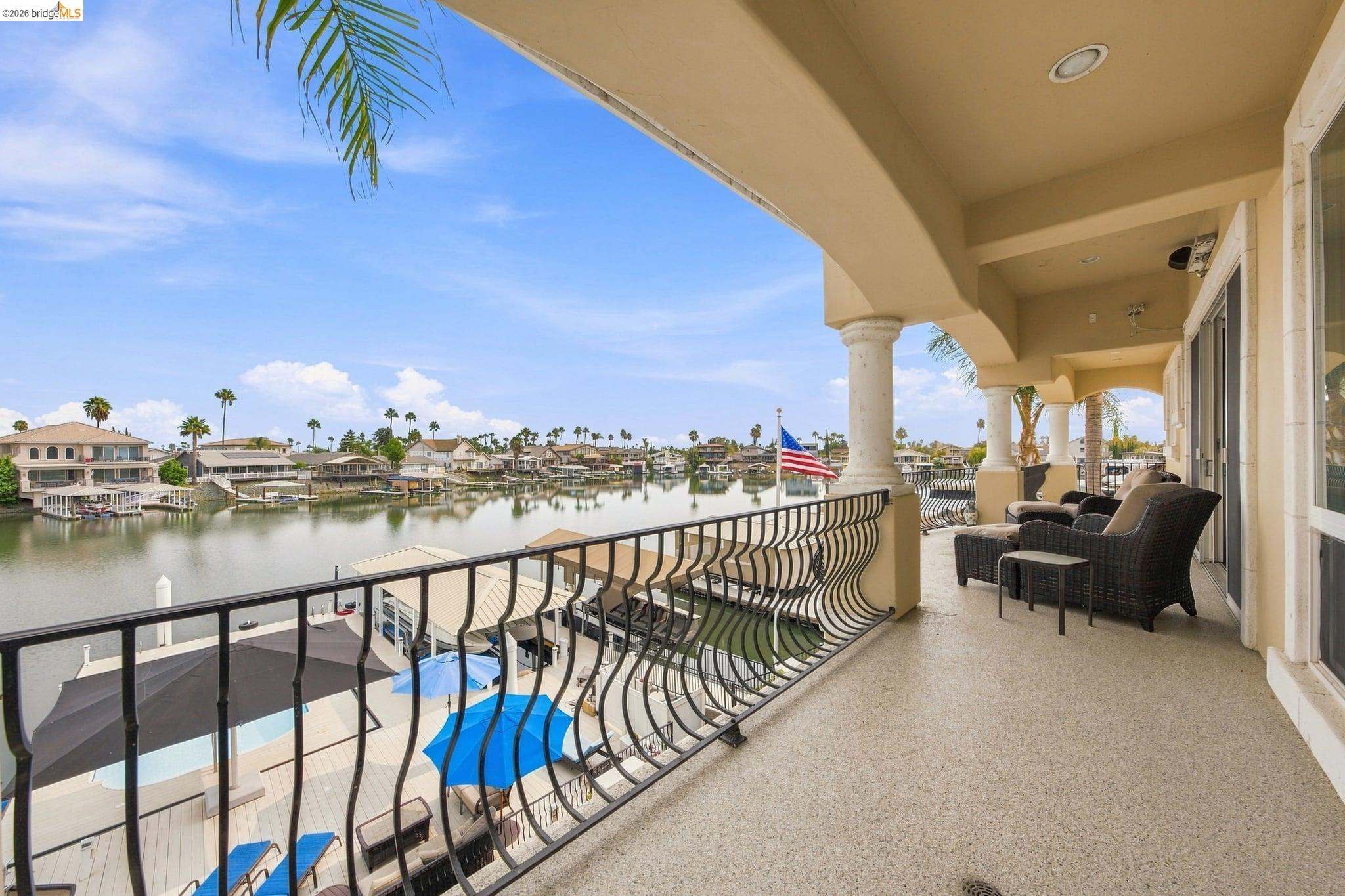 5055 Cabrillo Pt