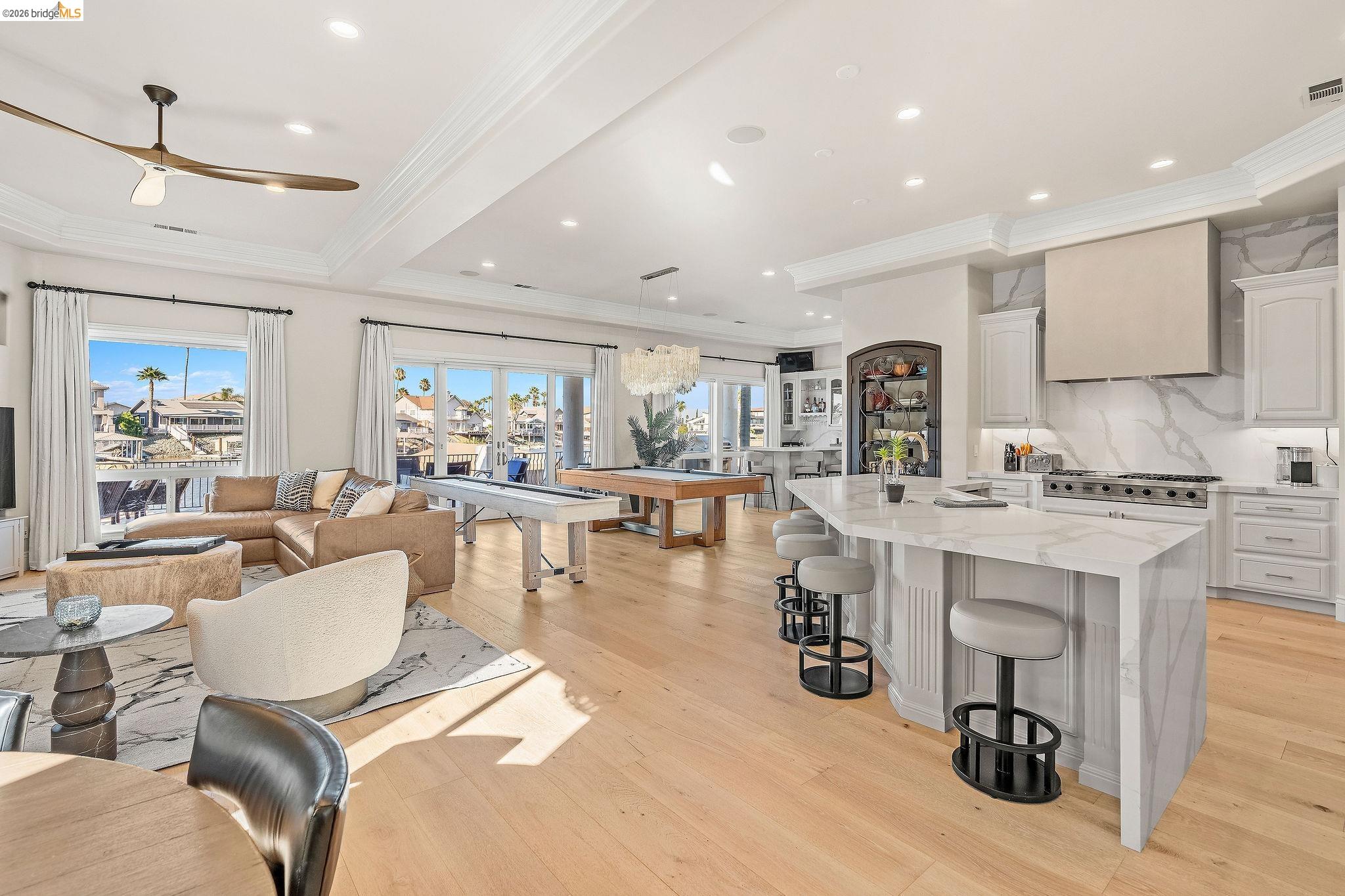 5055 Cabrillo Pt