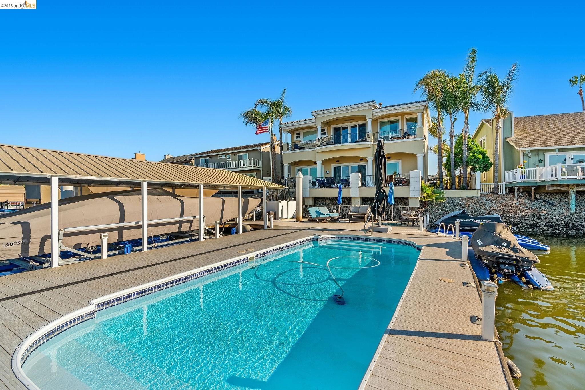 5055 Cabrillo Pt
