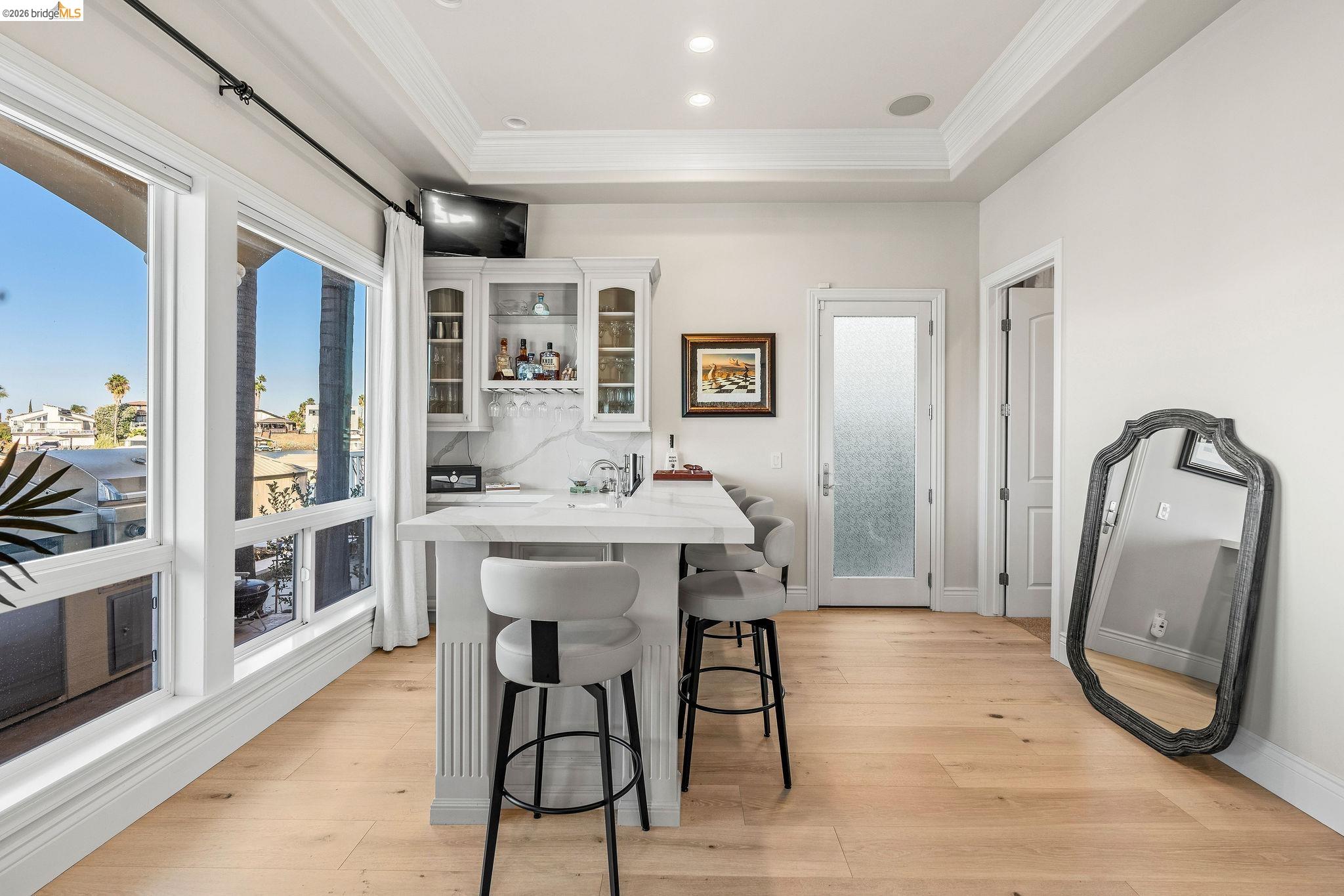 5055 Cabrillo Pt
